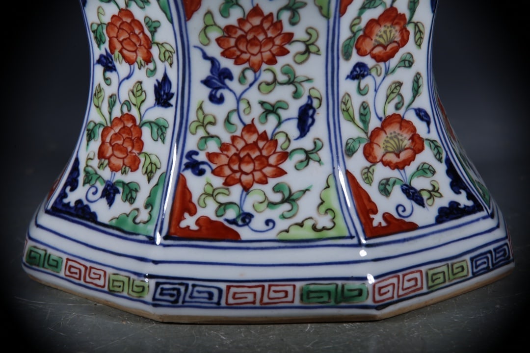 Doucai Flower Pattern Candlestick - 4