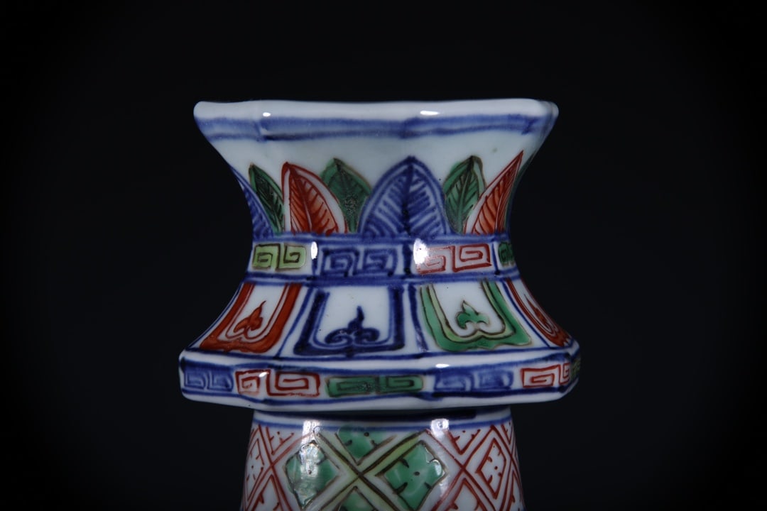 Doucai Flower Pattern Candlestick - 6