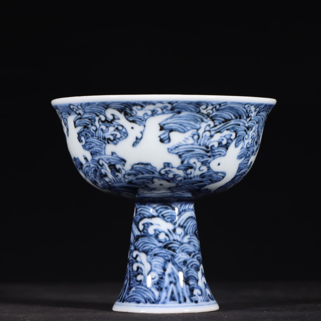 A Exquisite Blue and White Auspicious Beast Pattern Cup - 2