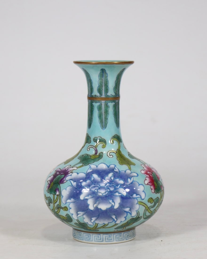 A Exquisite Turquoise-Glazed Lotus Pattern Vase - 3
