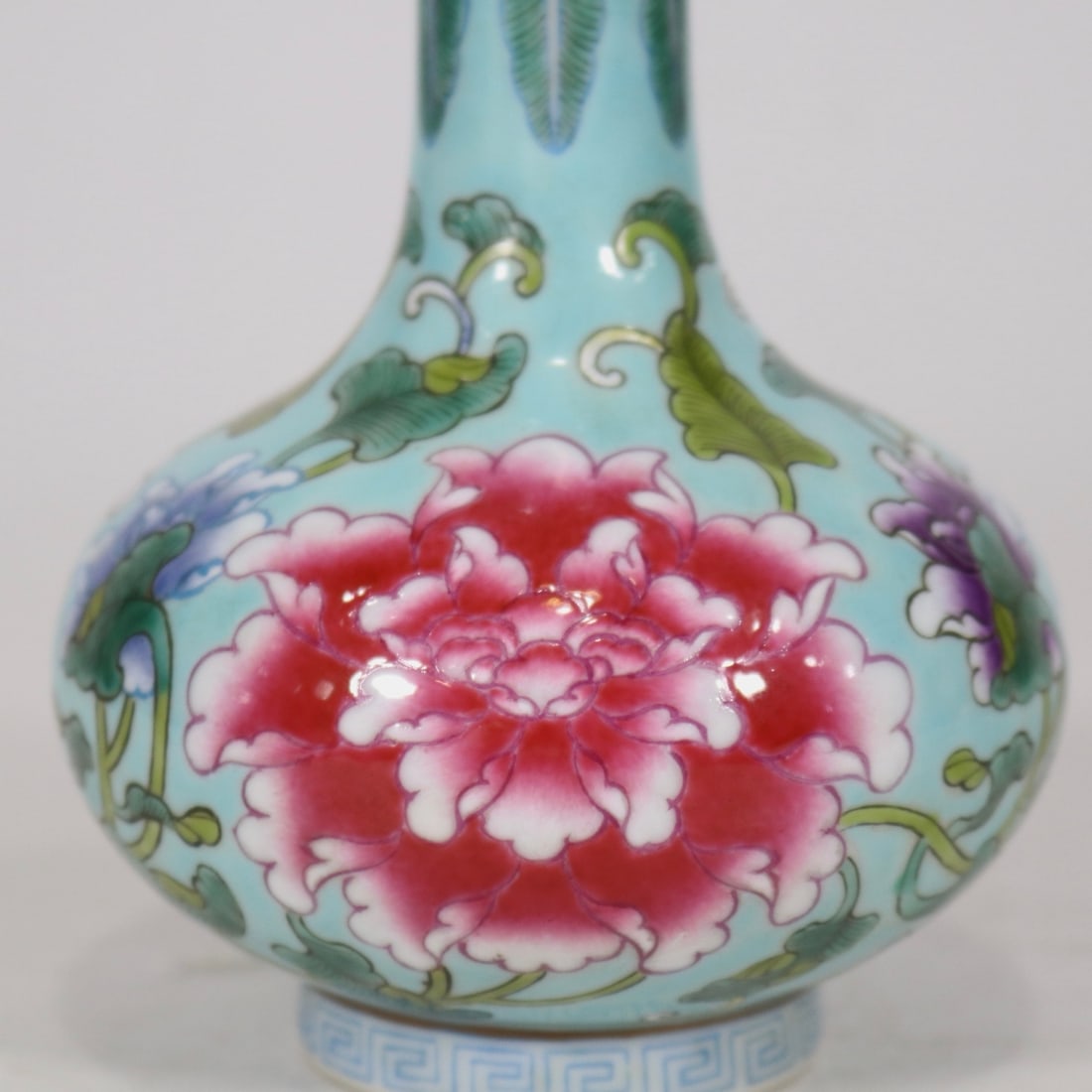 A Exquisite Turquoise-Glazed Lotus Pattern Vase - 6
