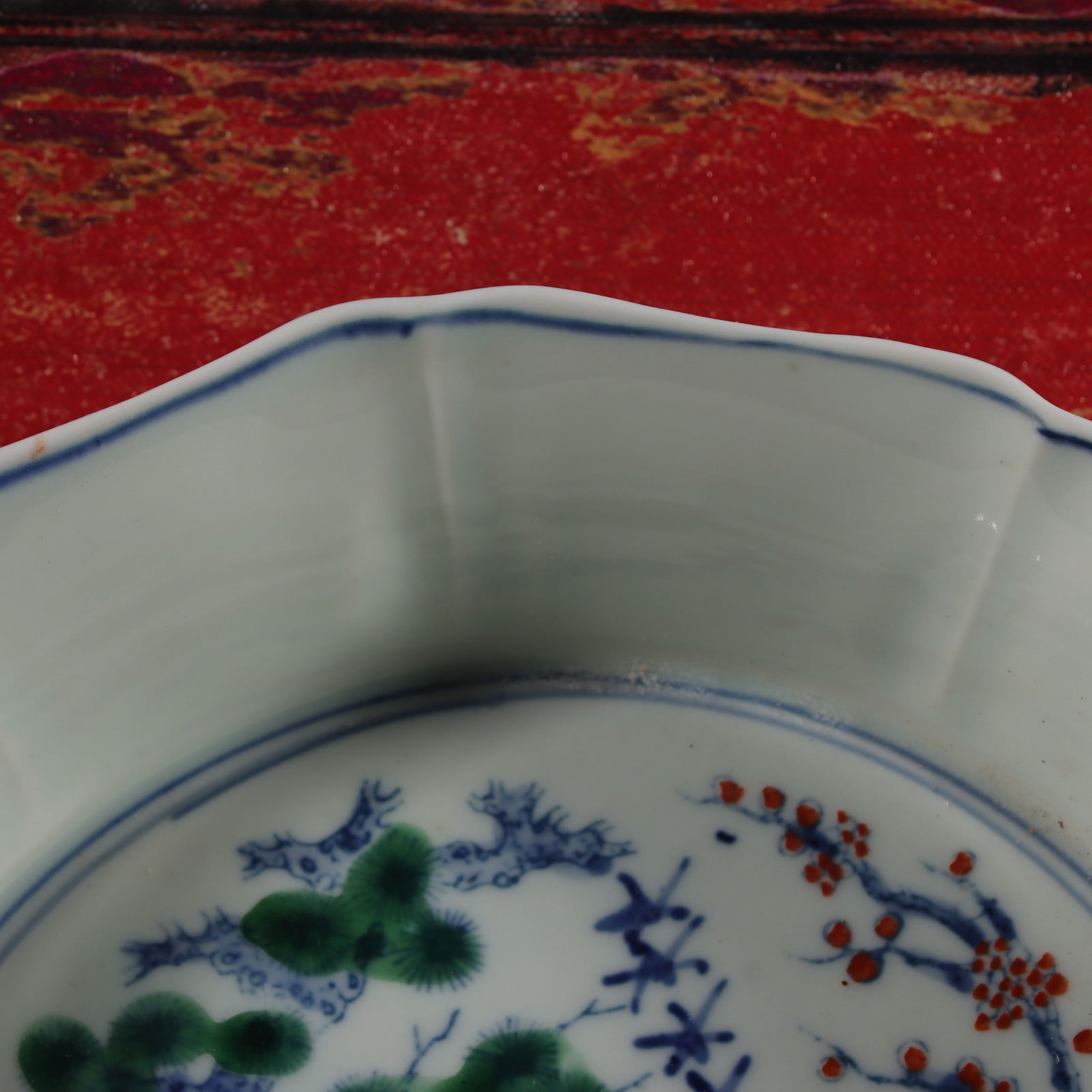 A Exquisite Wucai Ganoderma lucidum Pattern Washer - 3