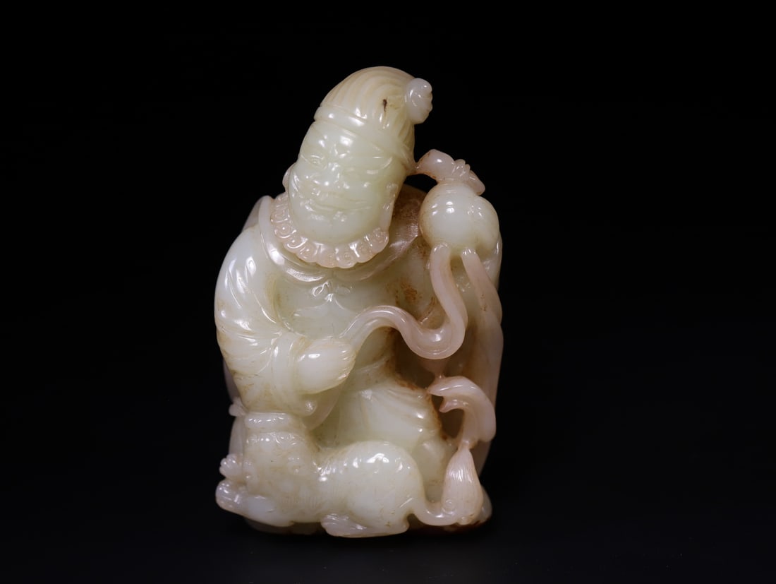 A Exquisite Hotan Jade Figures Ornament: A Exquisite Hotan Jade Figures Ornament,Qing Dynasty, China,Size:2inx1.6inx3.3in,Weight:211g 和田玉人物摆件,中国清代