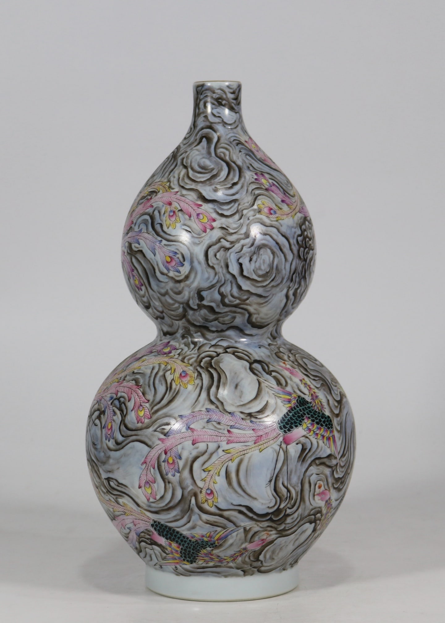 A Exquisite Famille-Rose Phoenix Pattern Gourd Vase - 2