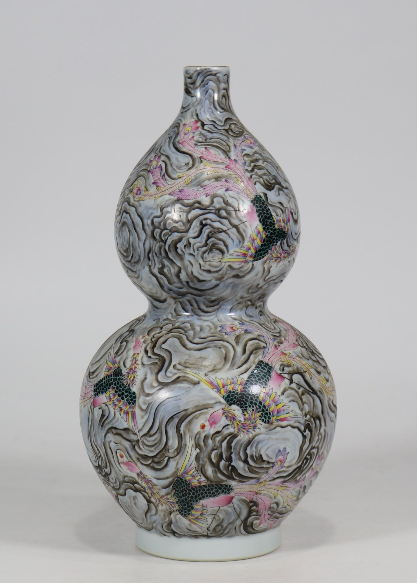 A Exquisite Famille-Rose Phoenix Pattern Gourd Vase - 4