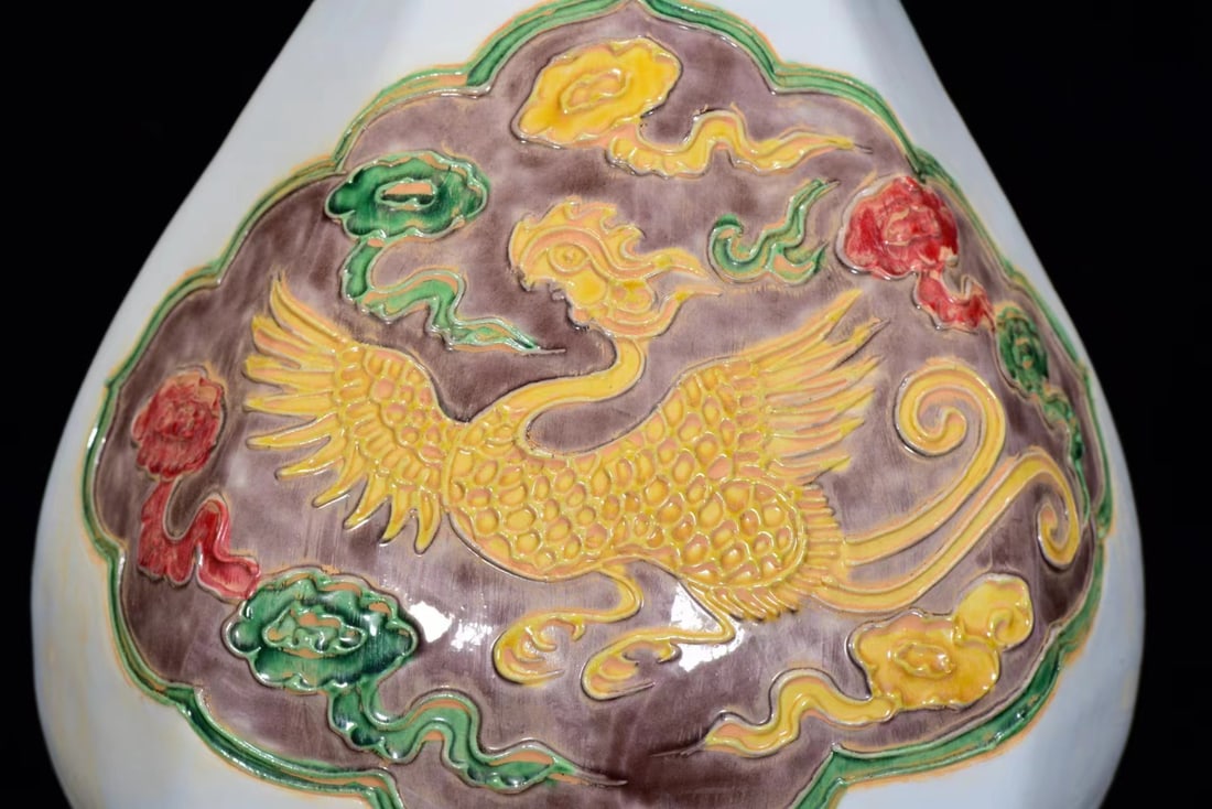 A Rare Fahua Glazed Phoenix Pattern Hexagonal Vase - 5