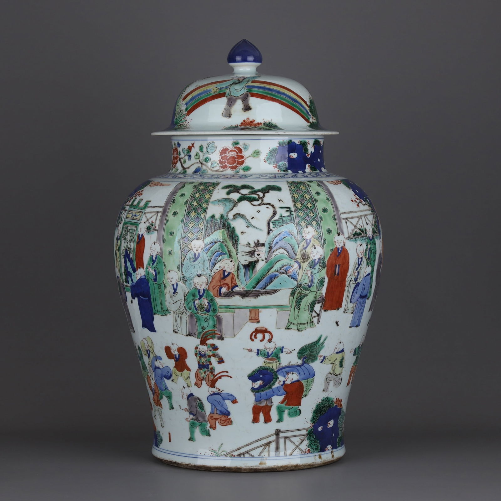 A Exquisite Doucai Figures Pattern Jar: A Exquisite Doucai Figures Pattern Jar,Qing Dynasty, China,Size:19.6inx12.6in 斗彩人物纹罐,中国清代