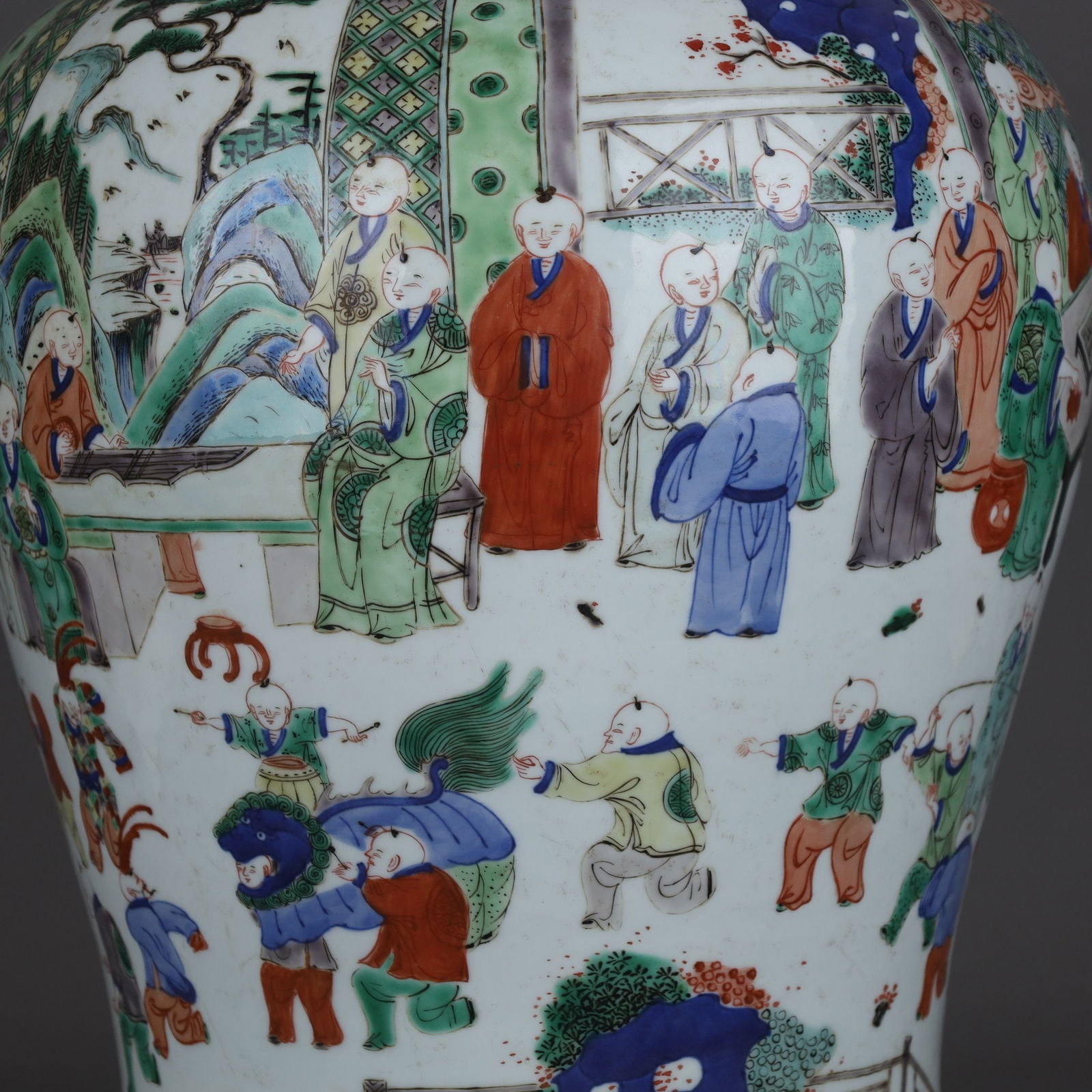 A Exquisite Doucai Figures Pattern Jar - 8
