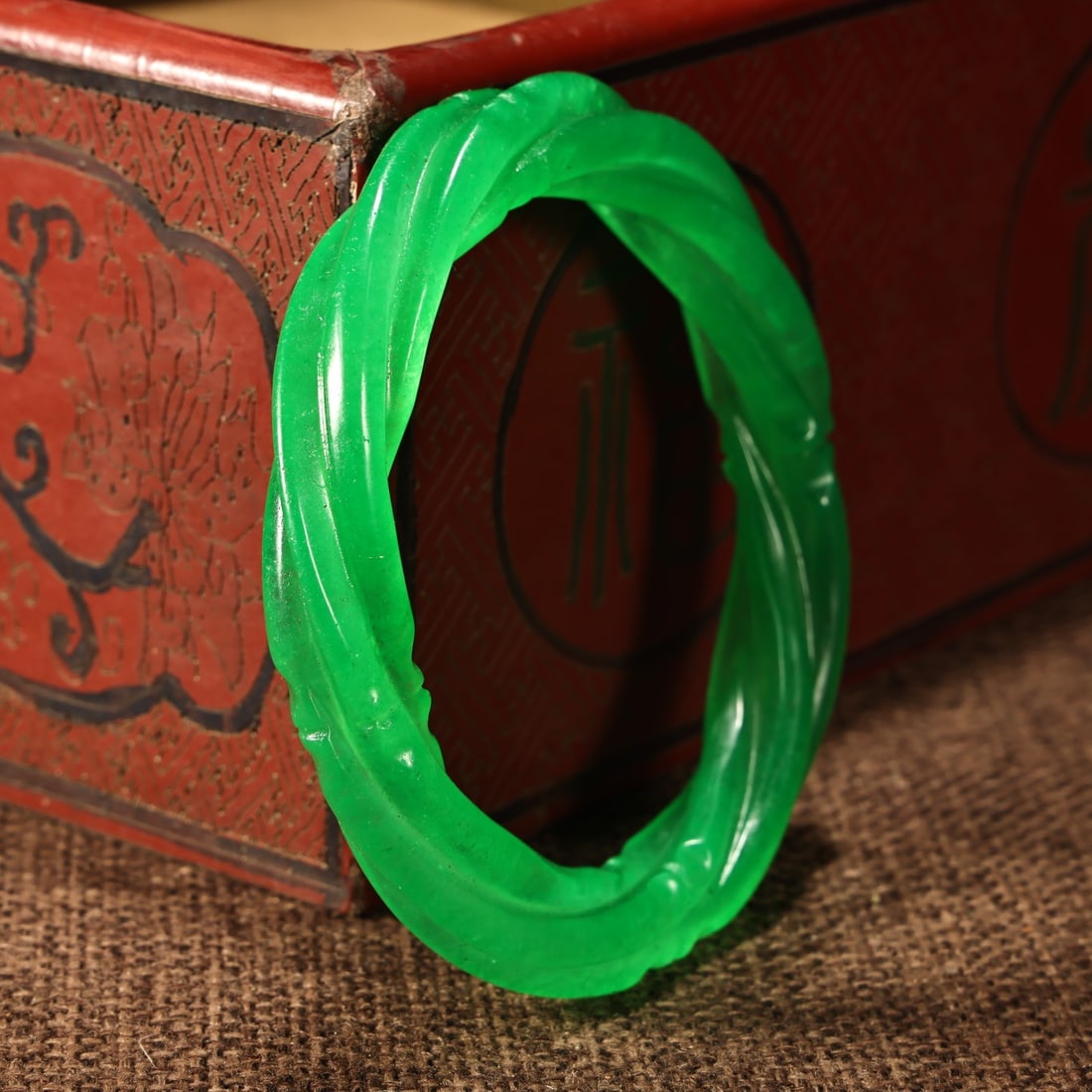 A Exquisite Jadeite Bracelets - 4