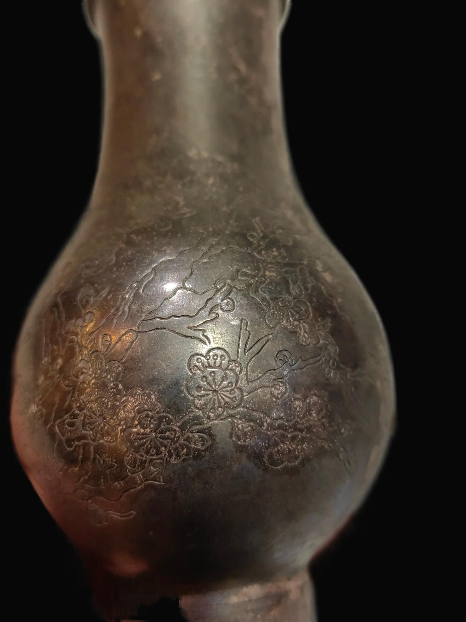 A Exquisite Silver Flower Pattern Vase - 6