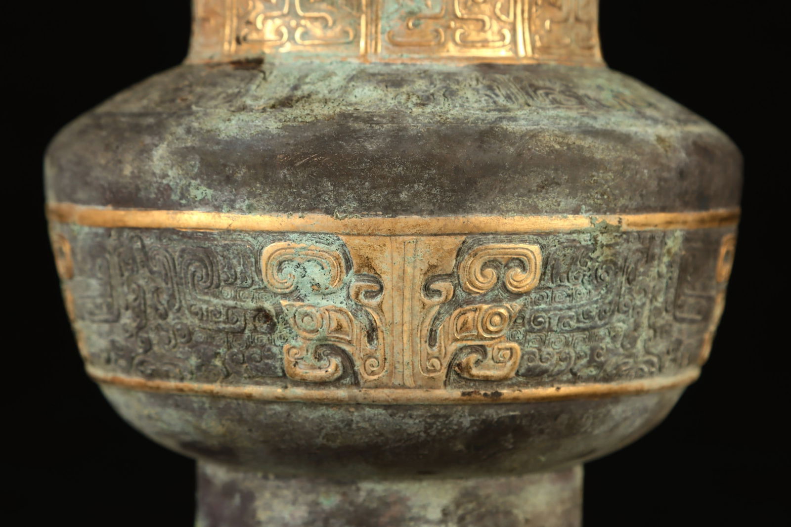 A Exquisite Gilt Silver Beast-Face Pattern Vase - 3