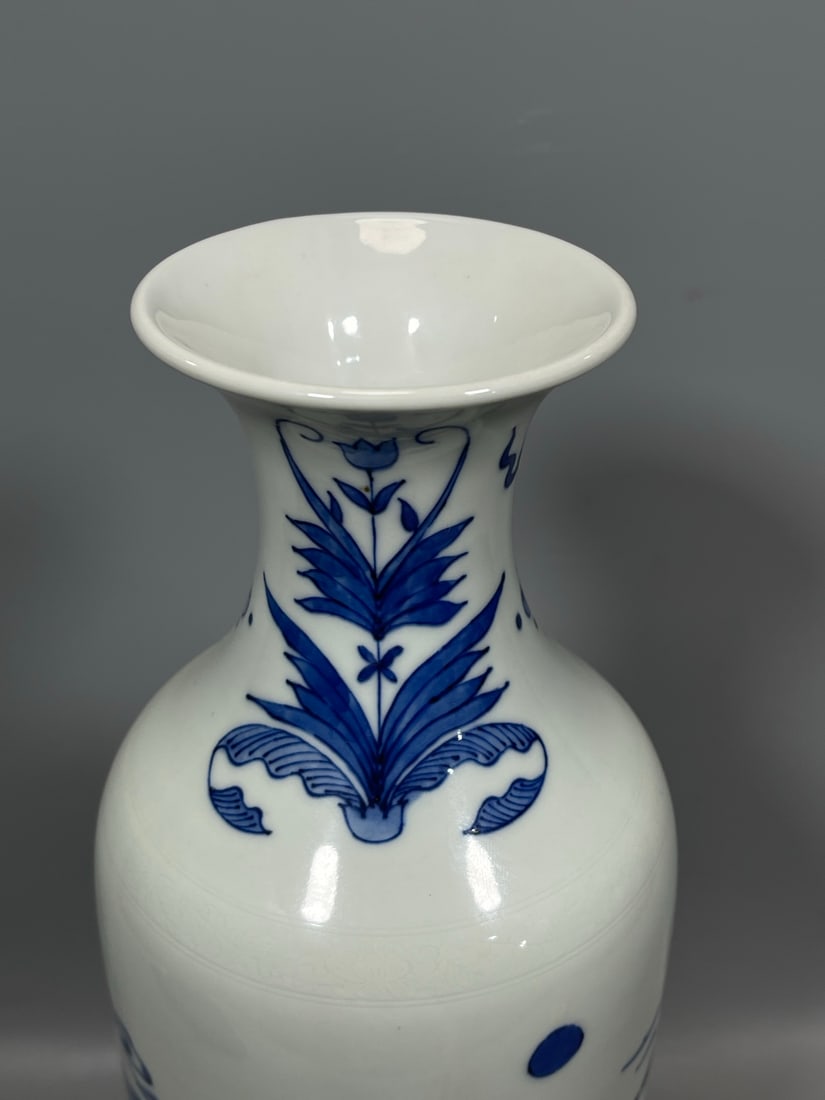 Blue and White Figures Pattern Vase - 5