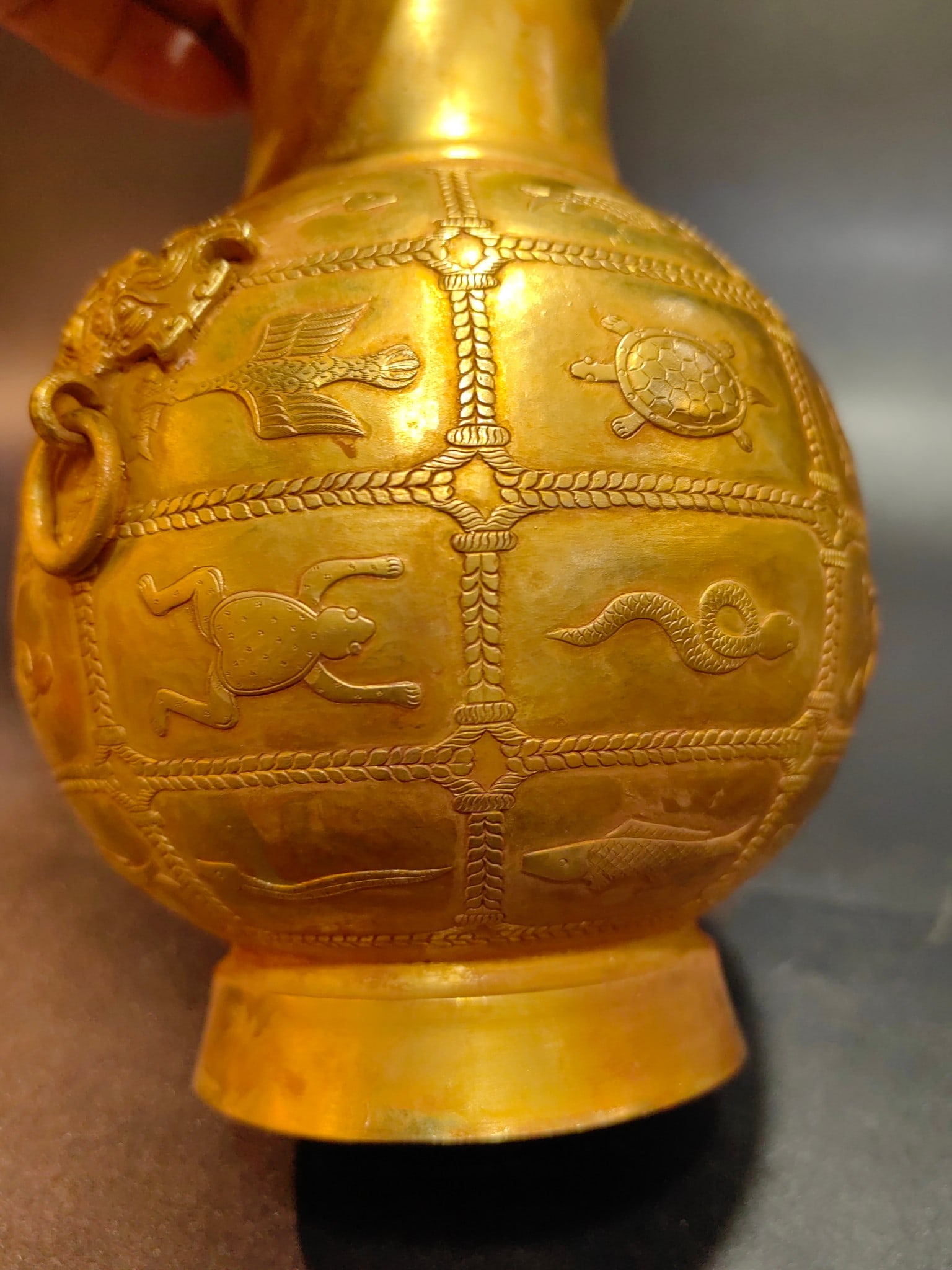 A Exquisite Gilt Silver Jar - 4