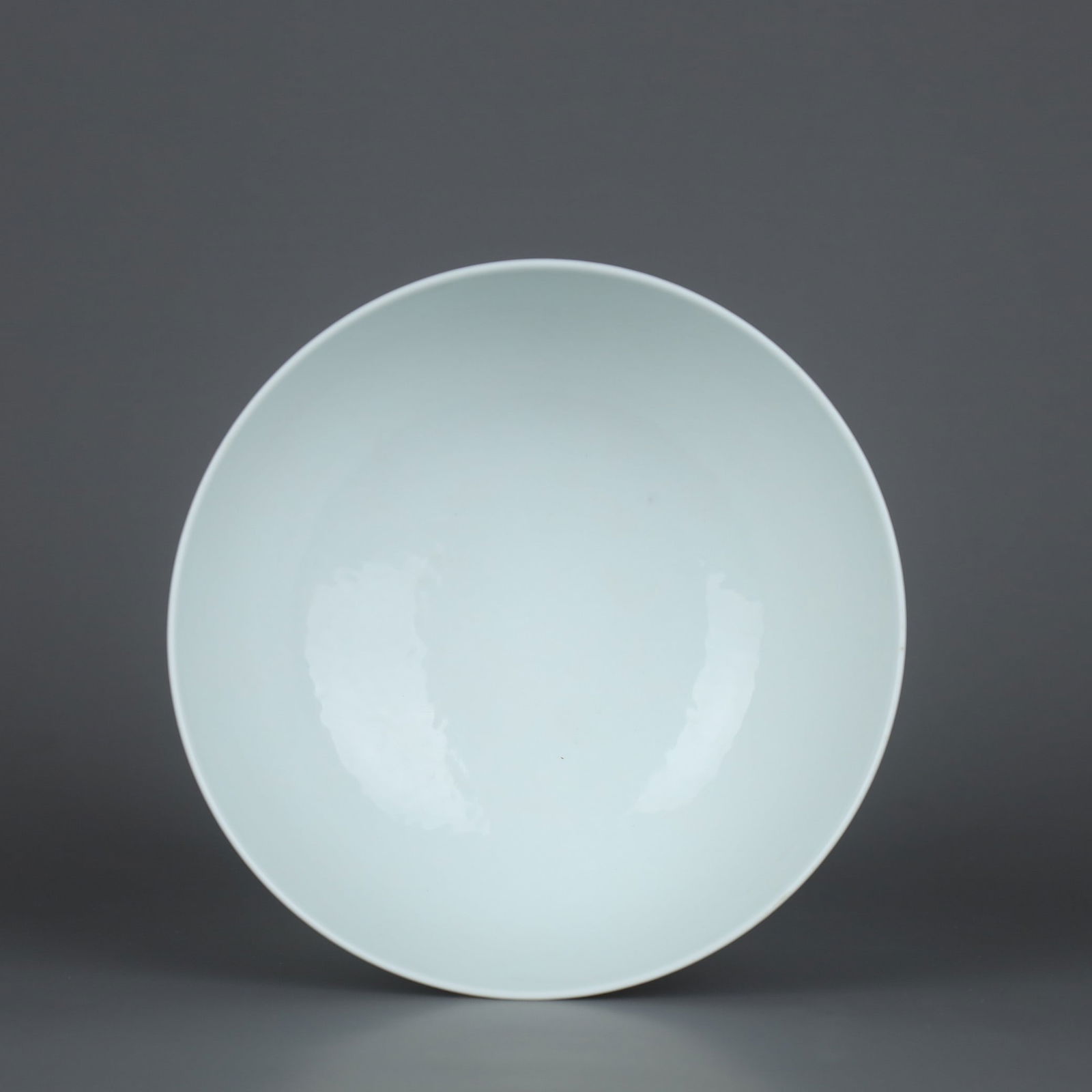 A Exquisite Doucai Lotus Pattern Bowl - 3