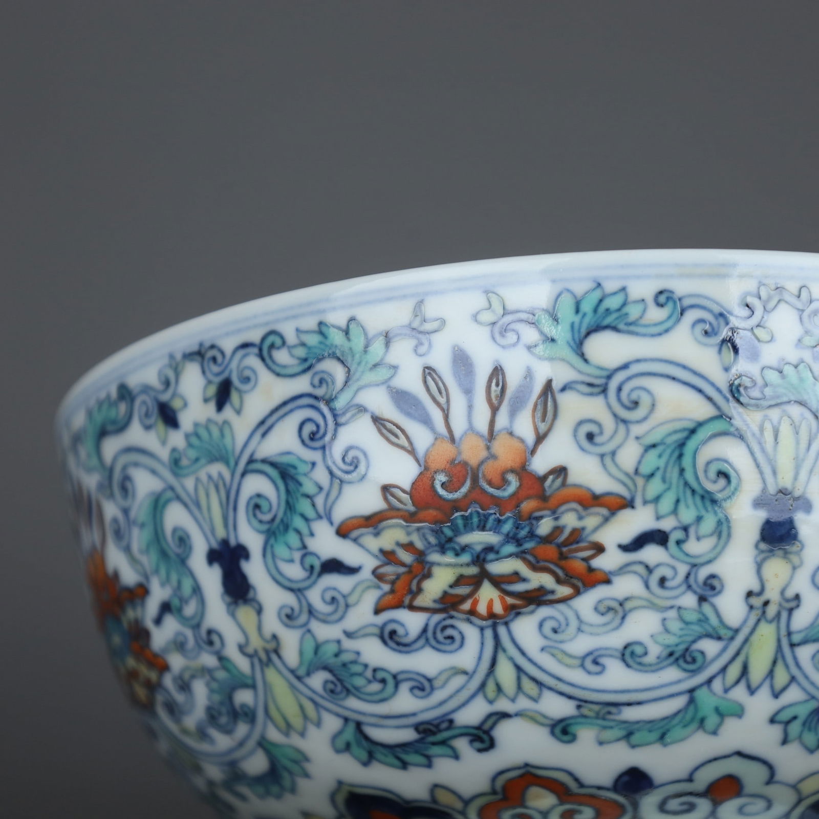 A Exquisite Doucai Lotus Pattern Bowl - 4