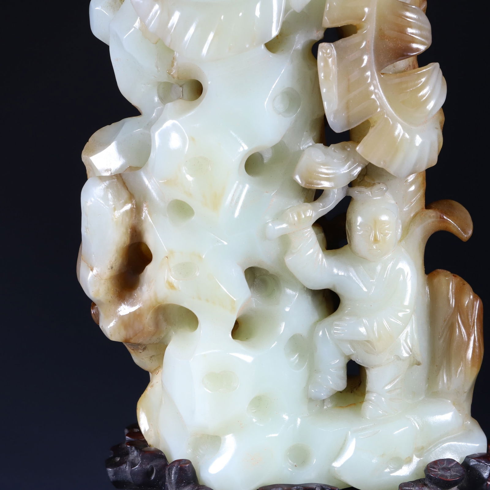A Exquisite Hotan Jade Ornament - 4