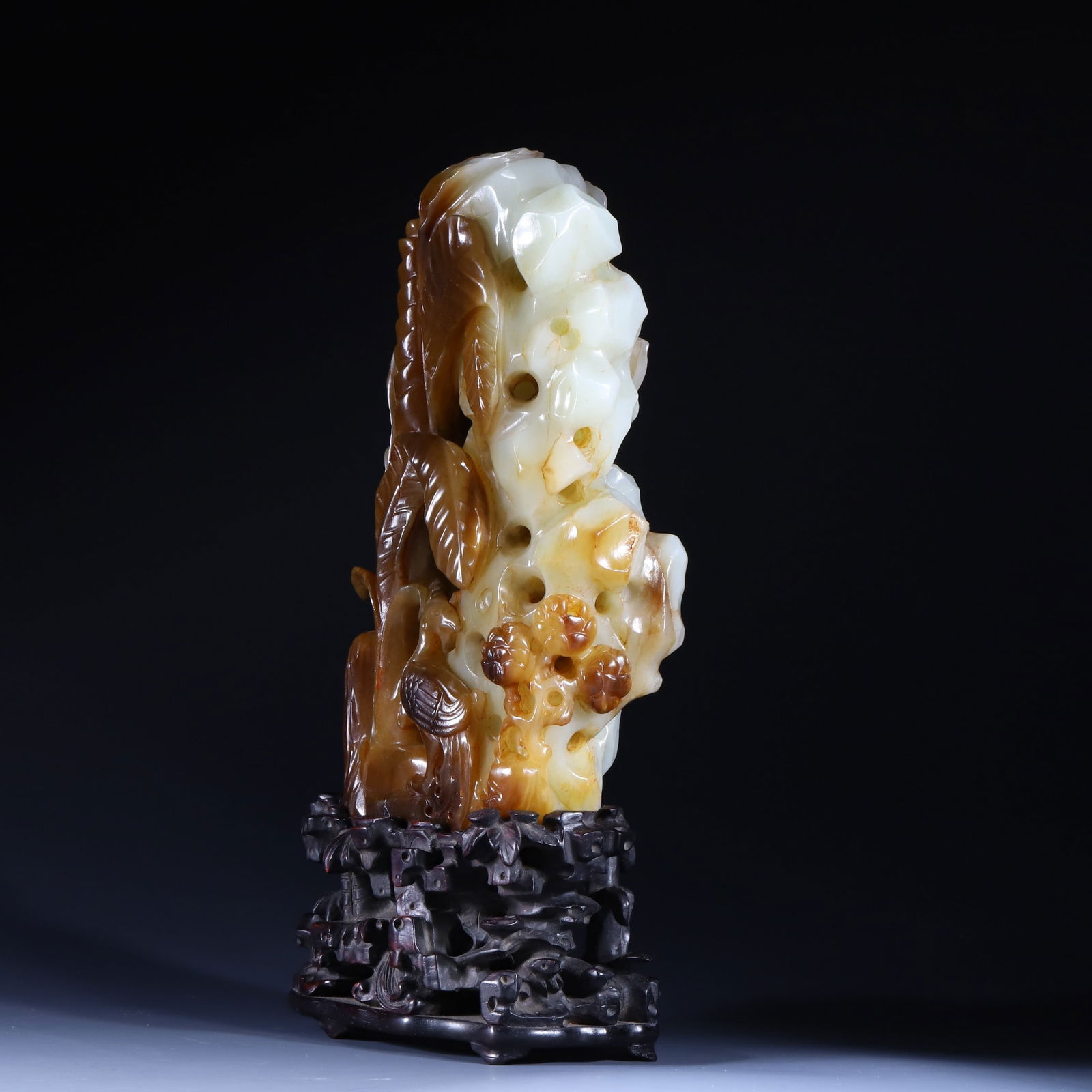 A Exquisite Hotan Jade Ornament - 8