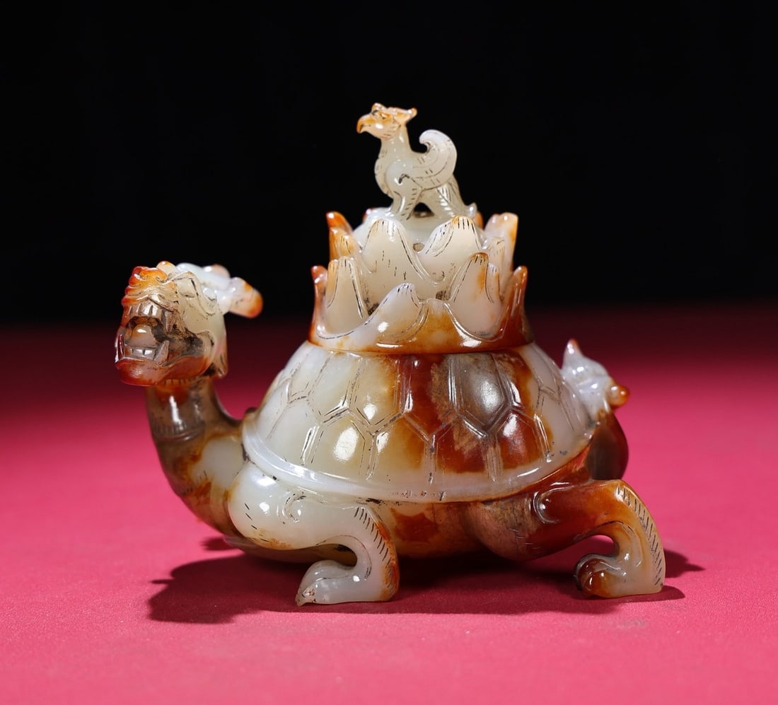 A Exquisite Hotan White Jade Tortoise Censer: A Exquisite Hotan White Jade Tortoise Censer,Han Dynasty,China,Size:4.8inx3inx4.5in,Weight:514g 和田白玉龟炉,中国汉代