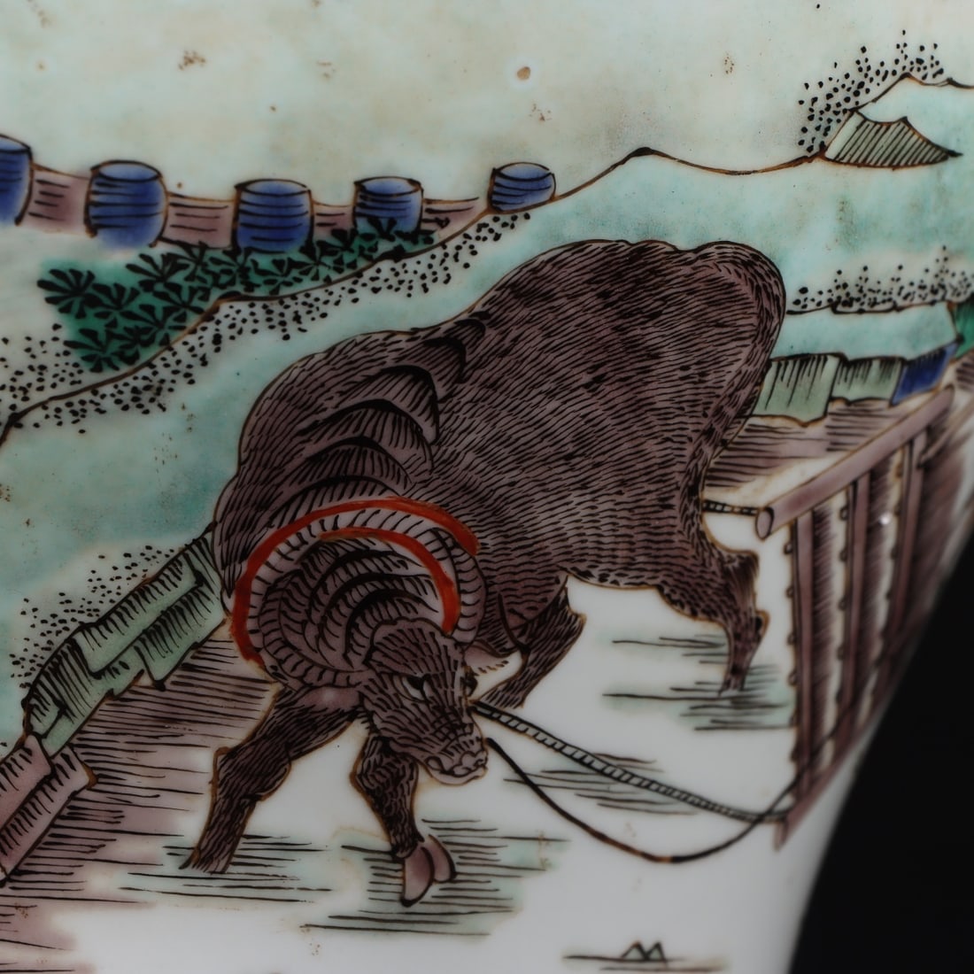 A Exquisite Wucai Landscape Pattern Jar - 5