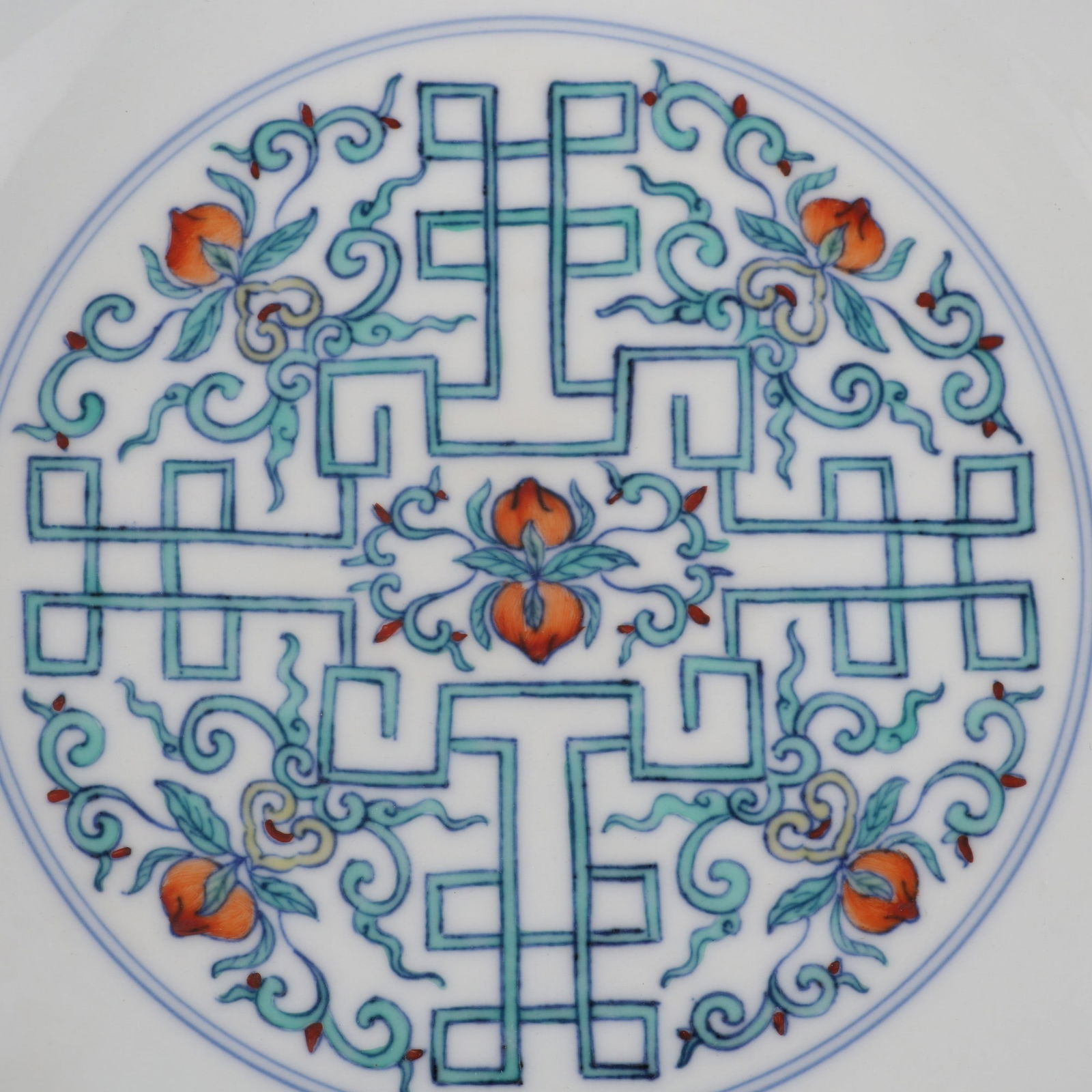 A Rare Doucai Flat Peach Pattern Plate - 4