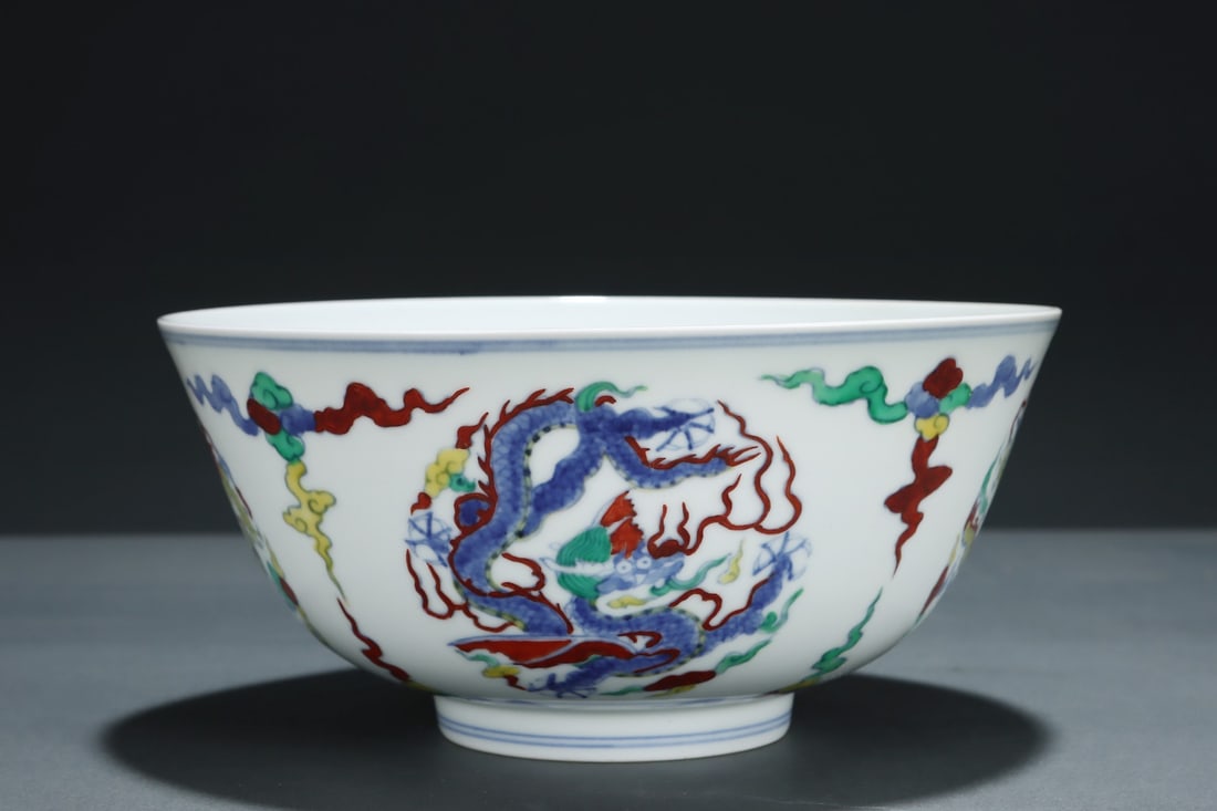 A Exquisite Auspicious Cloud and Dragon Pattern Doucai Bowl - 3