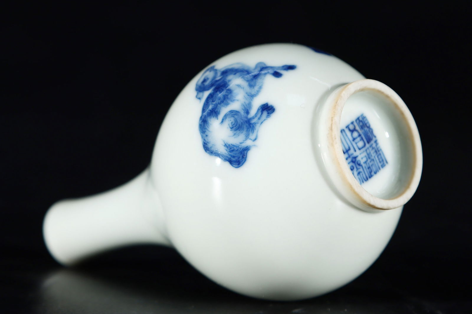 A Exquisite Blue and White Sheep Pattern Vase - 4