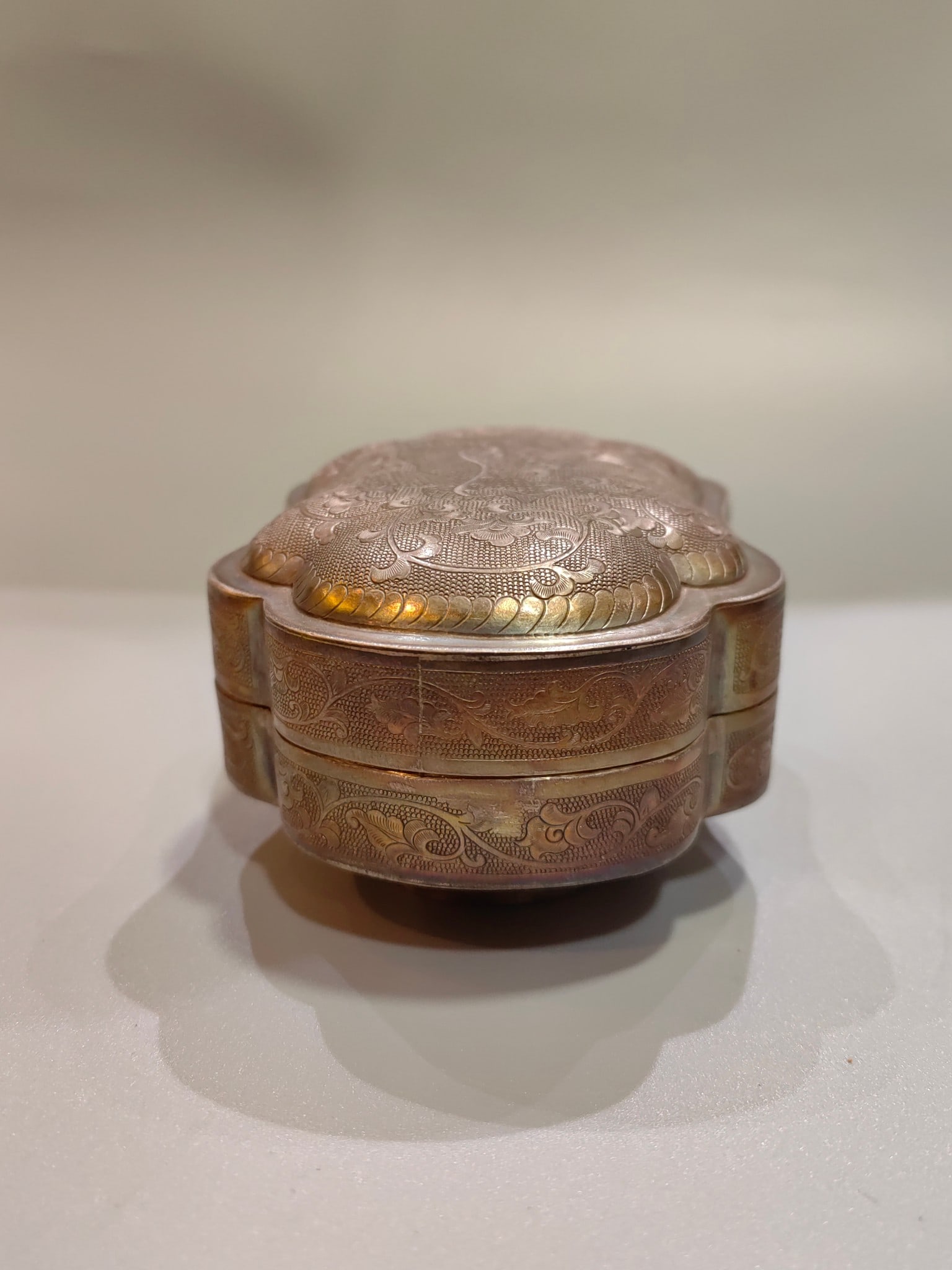 A Exquisite Silver Carved Dragon Pattern Box - 3