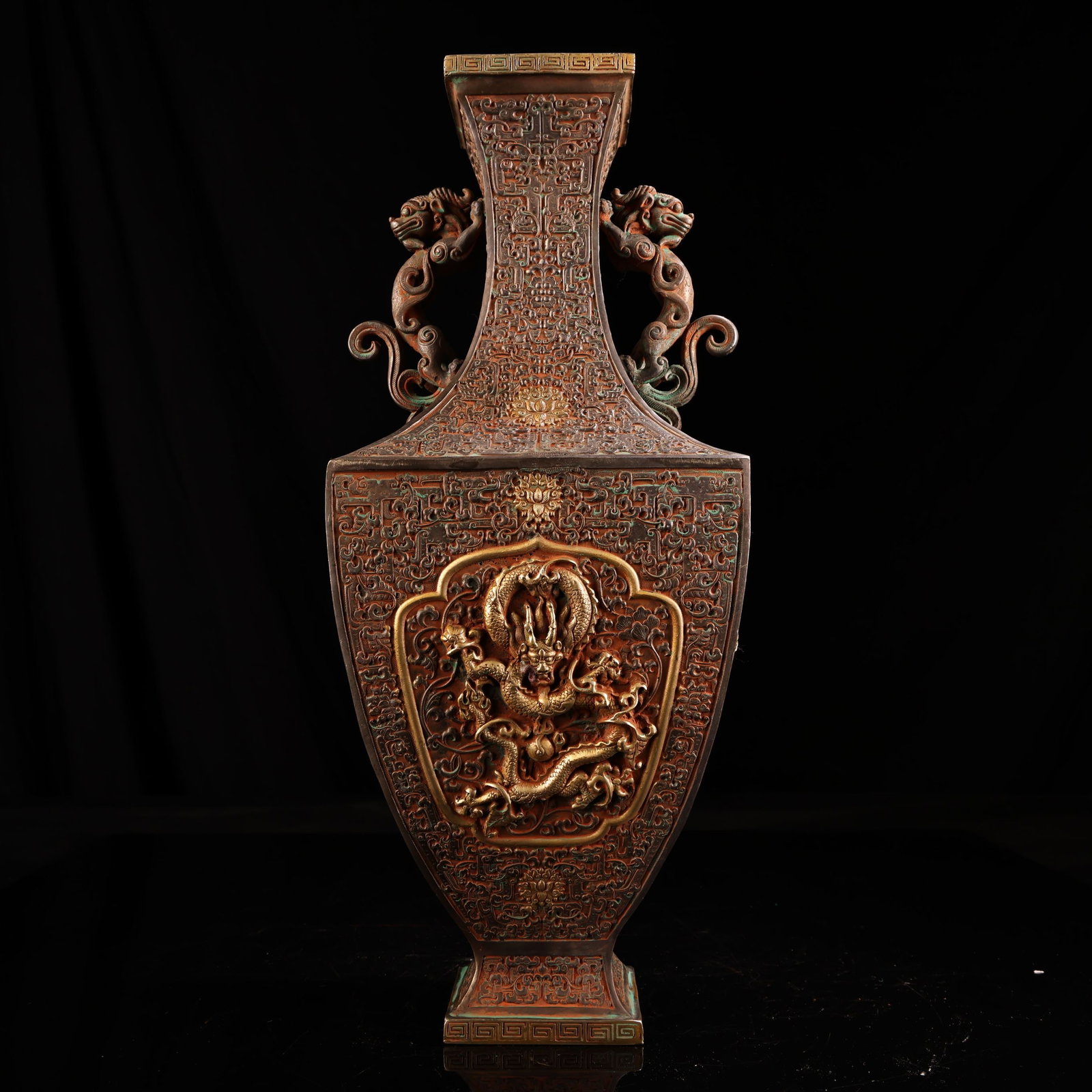 A Exquisite Gilt Bronze Carved Dragon Pattern Vase: A Exquisite Gilt Bronze Carved Dragon Pattern Vase,Qing Dynasty,China,Qianlong Four-character Mark,Size:14.2inx5.5in,Weight:2900g 