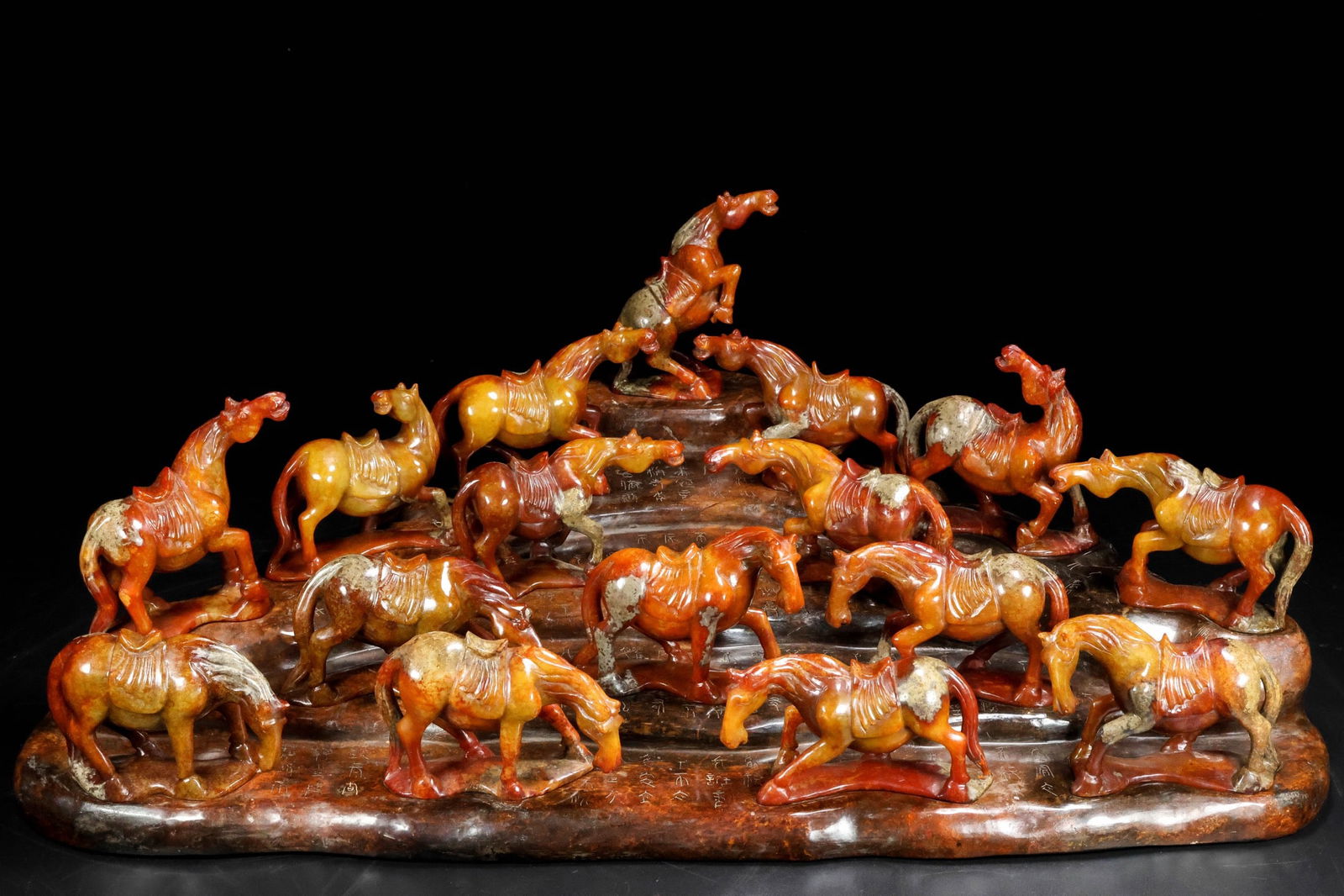 A Set of Exquisiten Hotan Jade Horse Ornament: A Set of Exquisiten Hotan Jade Horse Ornament,Qing Dynasty, China 一套和田玉马摆件,中国清代