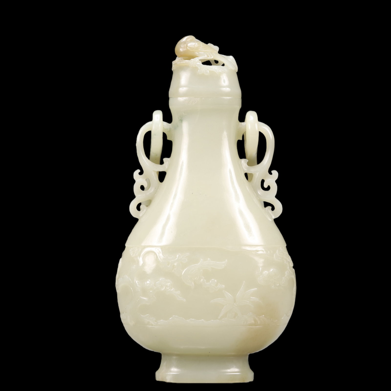 An Exquisite Green Jade Pine, Bamboo and Plum Blossom Pattern Double-Ears Vase - 7