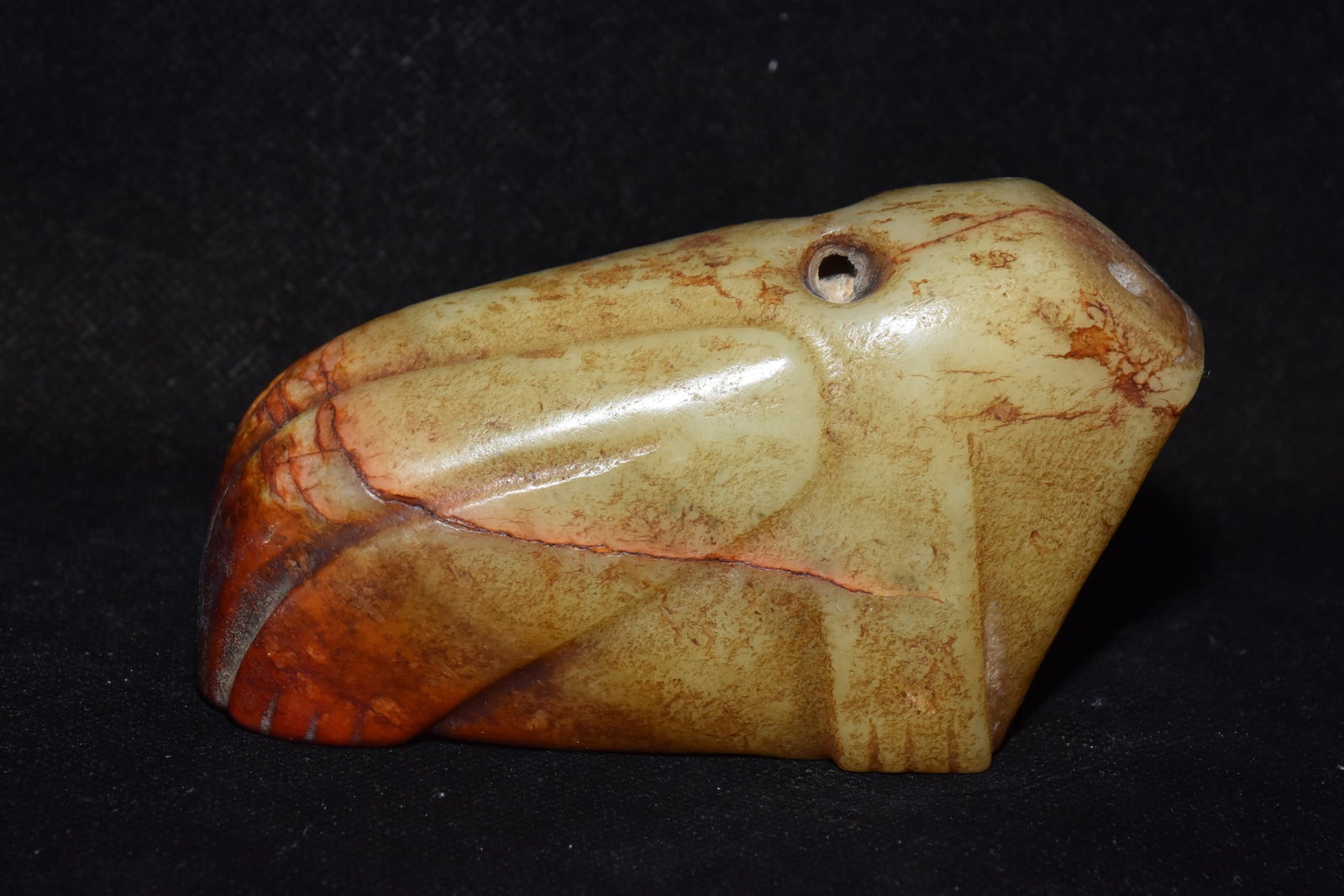 An Exquisite Hemo Jade Ornament: An Exquisite Hemo Jade Ornament Hongshan Culture Size:4.3inx2.8in Weight:470g河磨玉摆件 红山文化 Size:11cmx7cm Weight:470g