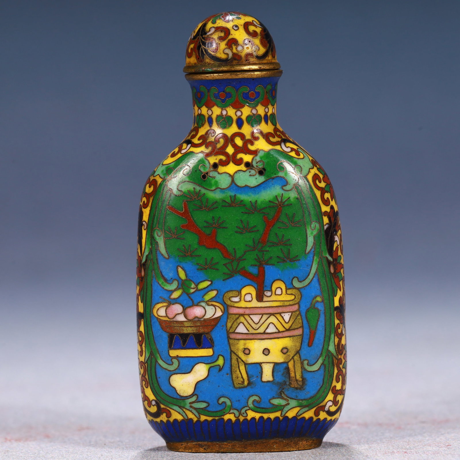 An Exquisite Cloisonne Flower Pattern Snuff Bottle - 4