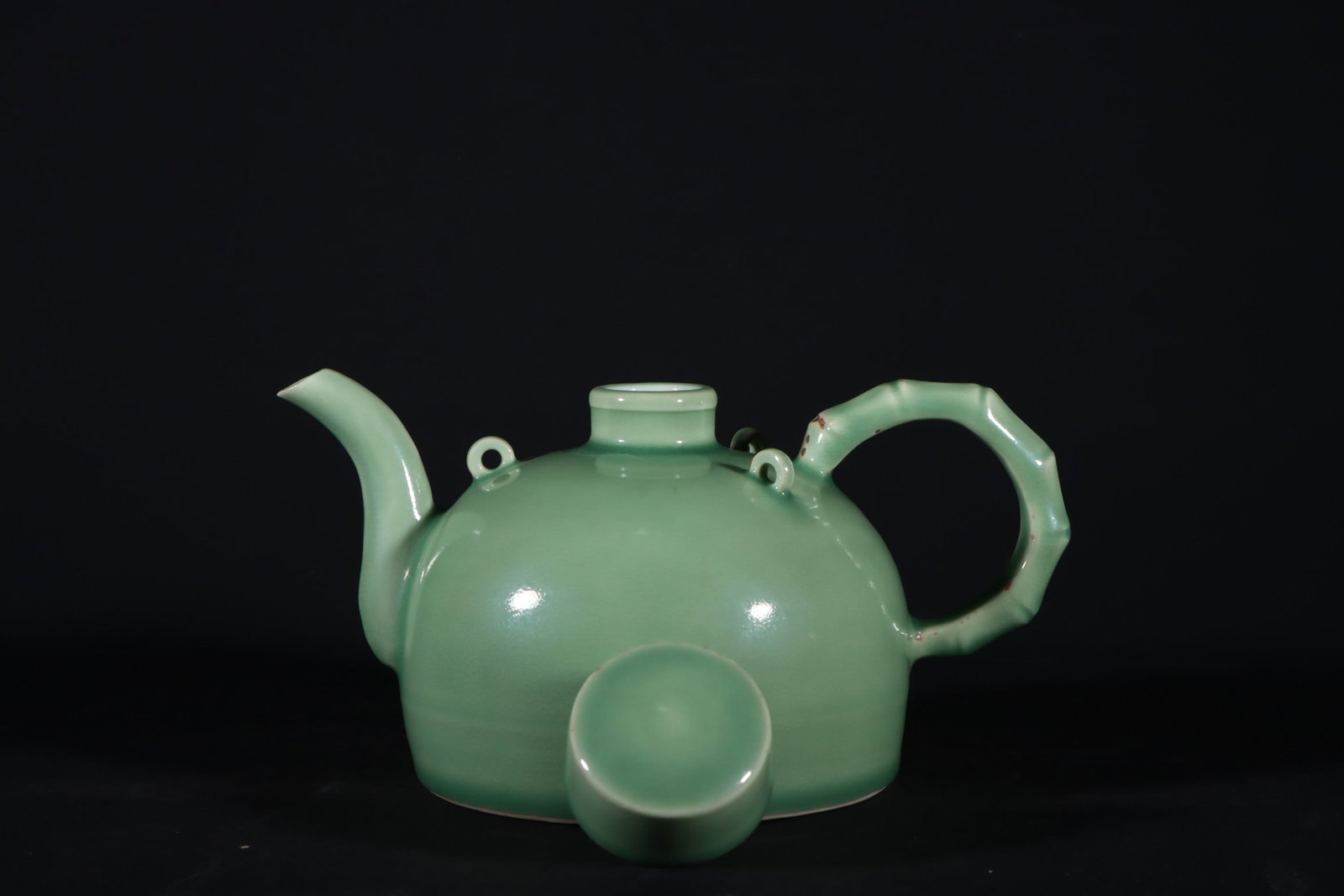 An Exquisite Celadon Glazed Ewer - 6