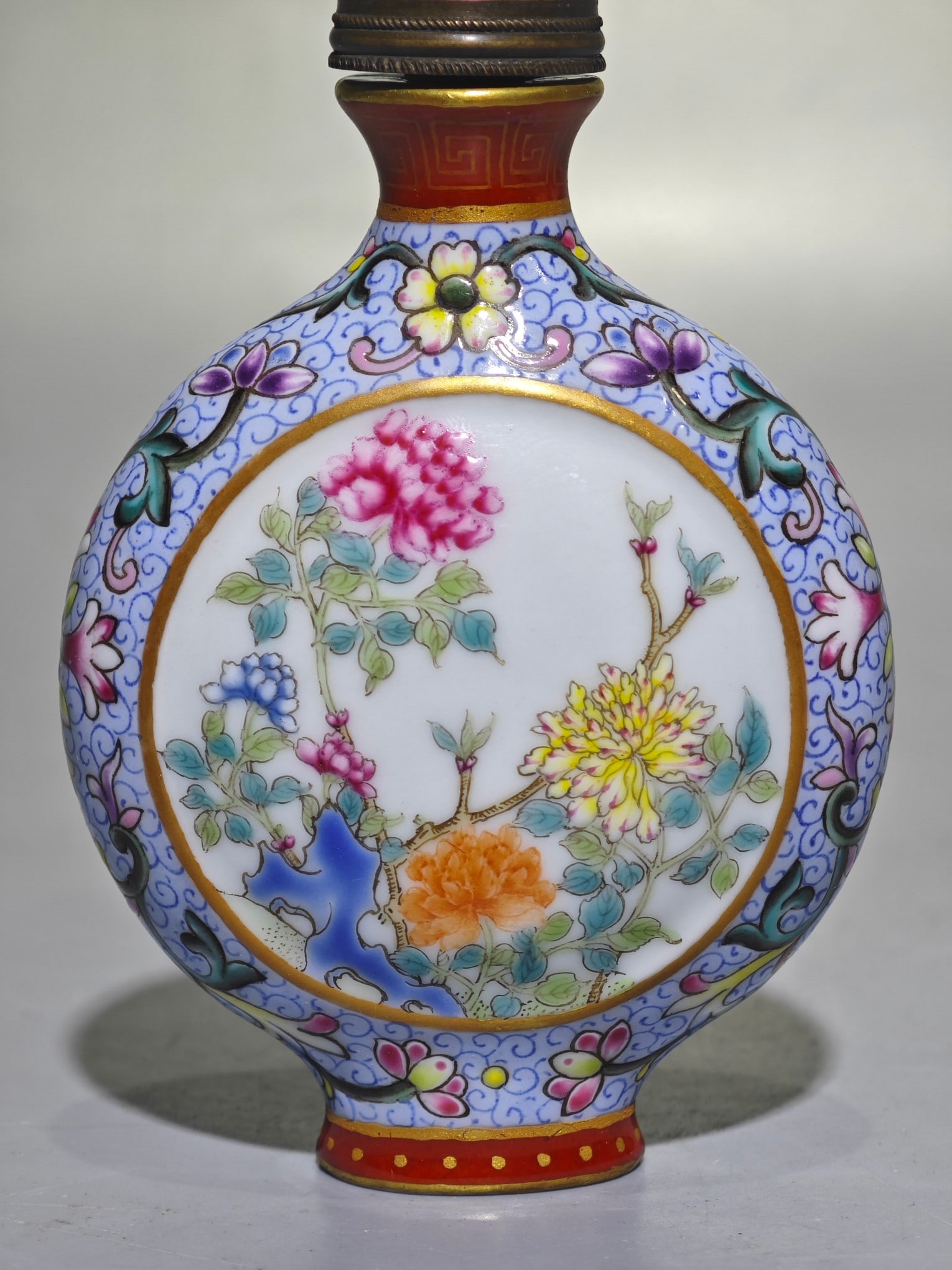An Exquisite Enamel Flower Pattern Snuff Bottle - 7