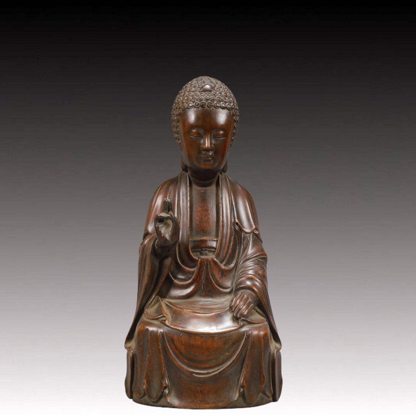 A Rare Eaglewood Statue of Sakyamuni: A Rare Eaglewood Statue of Sakyamuni,Qing Dynasty,China,Size:5.7inx4.7inx12.6in,Weight:850g 沉香木如来像,中国清代