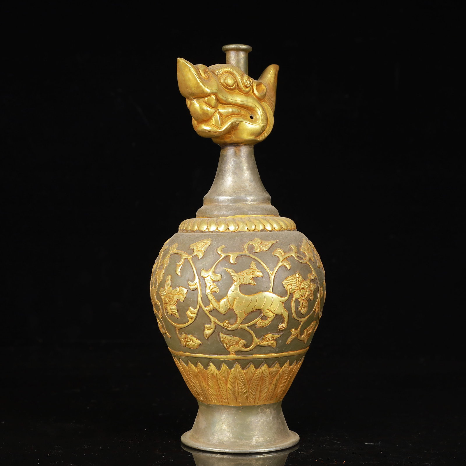 An Exquisite Gilt Silver Auspicious Beast Pattern Vase - 12