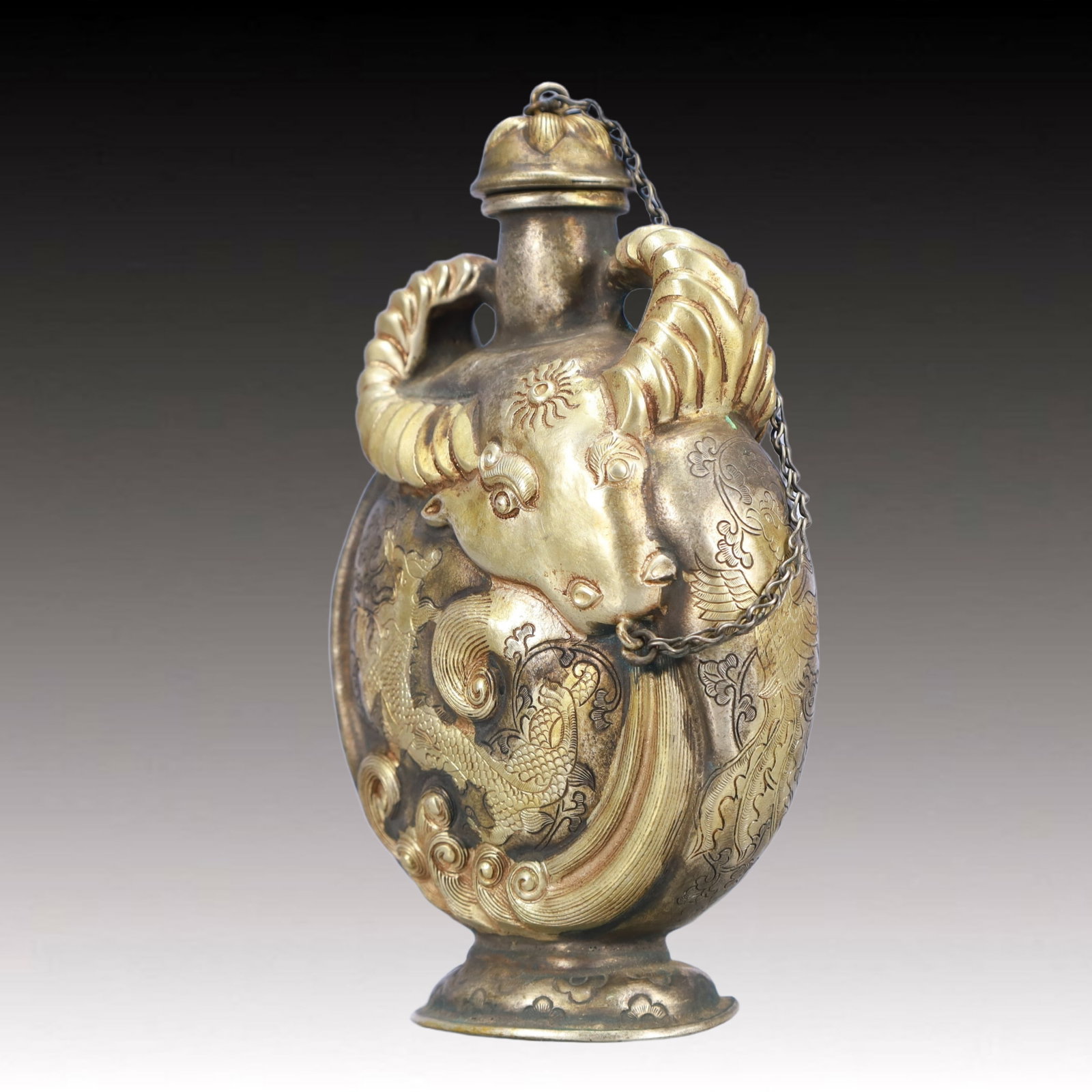 A Rare Gilt Silver Buffalo Pattern Snuff Bottle - 2