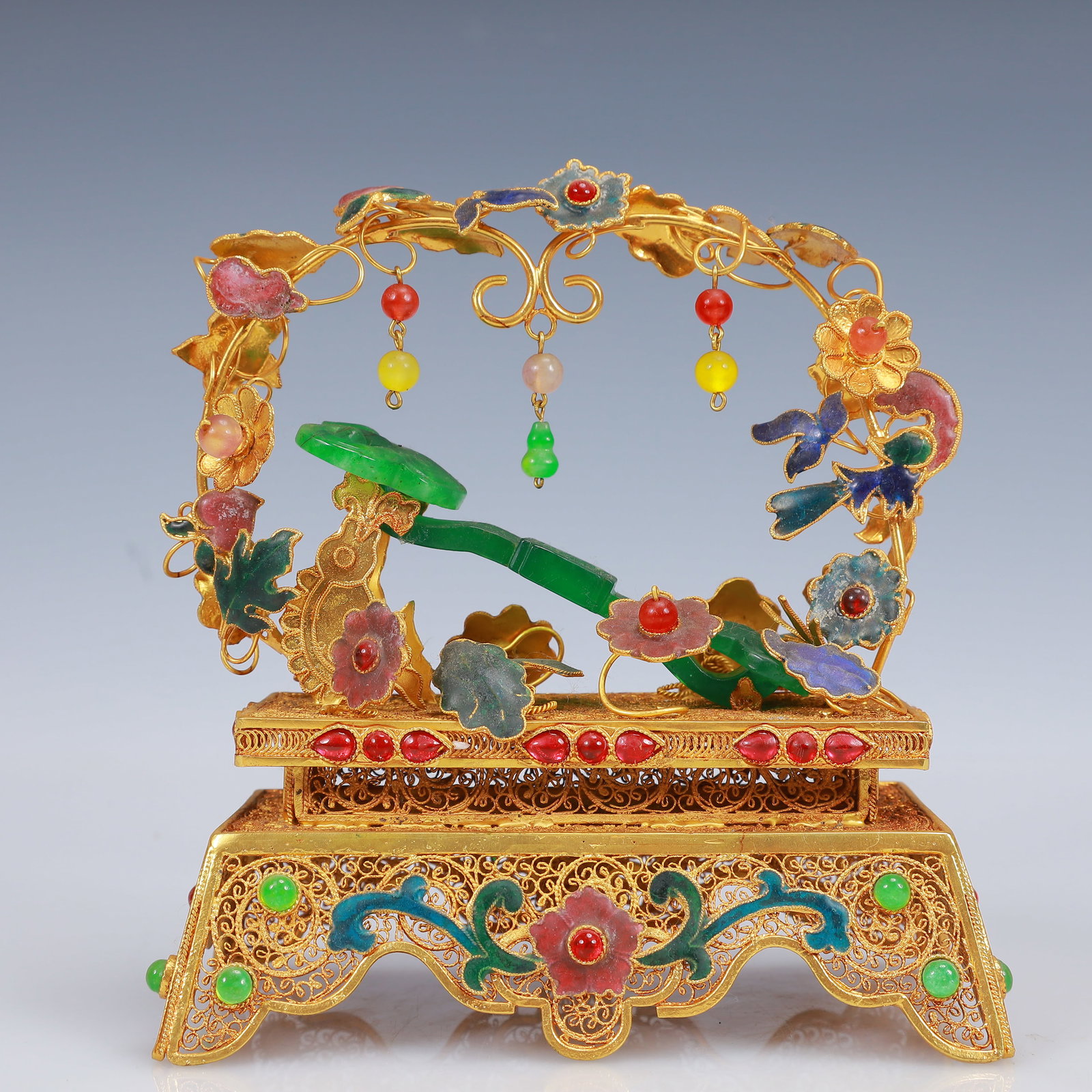 An Exquisite Filigree and Gilding Inlaid Jadeite Ruyi Ornament,Inlaid Gems (1 of 9)
