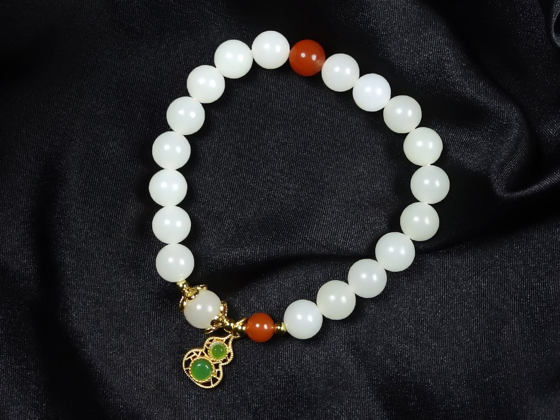 An Exquisite White Jade Bracelets - 3