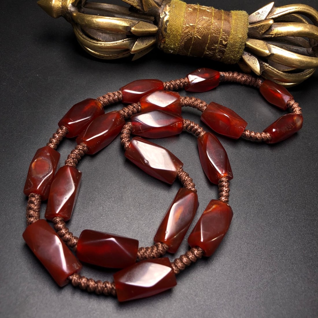 A Precious Agate Necklace - 3