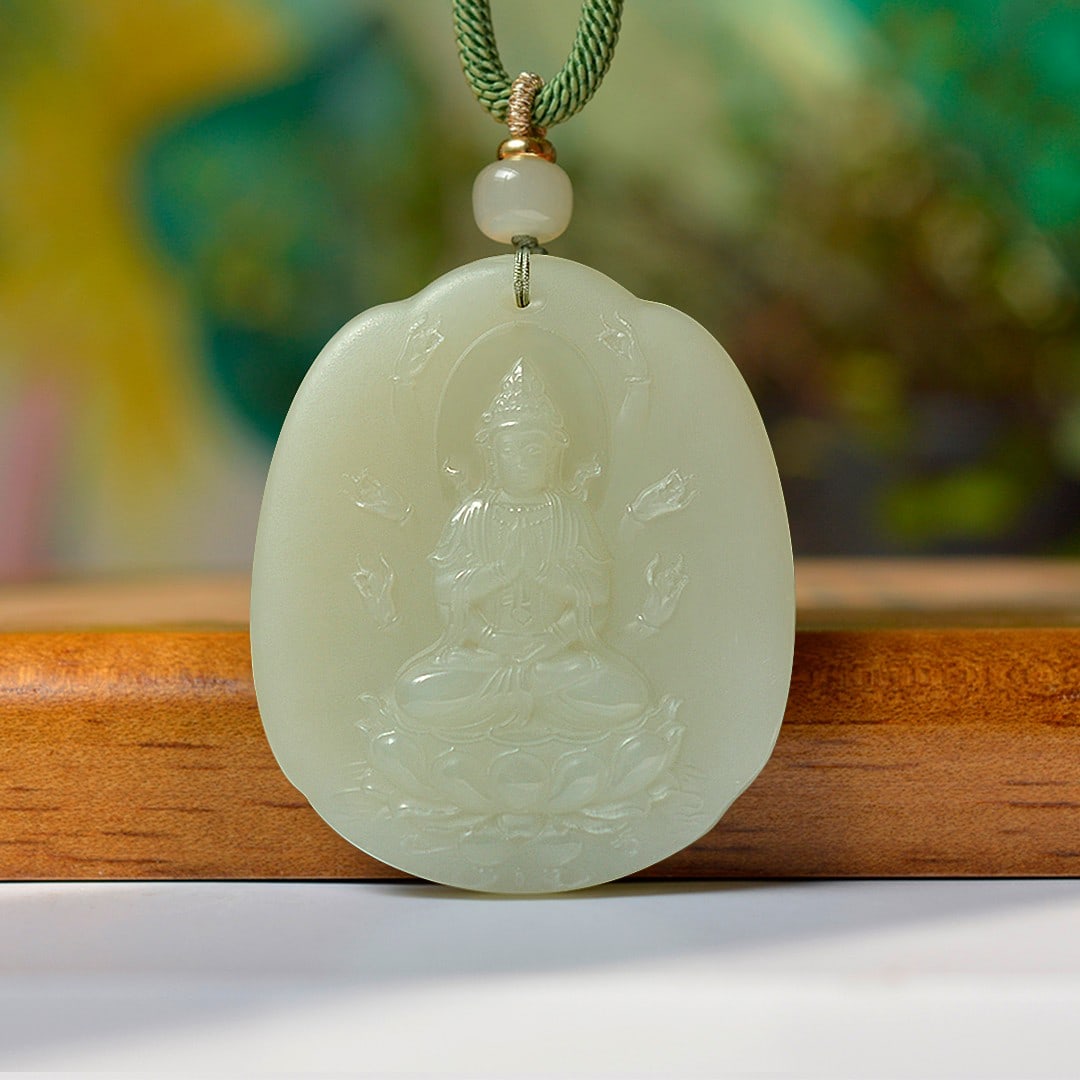 An Exquisite Greenish Jade Statue of Avalokitesvara Pendant: An Exquisite Greenish Jade Statue of Avalokitesvara Pendant,Size:1.7inx2in 青玉观音像挂件