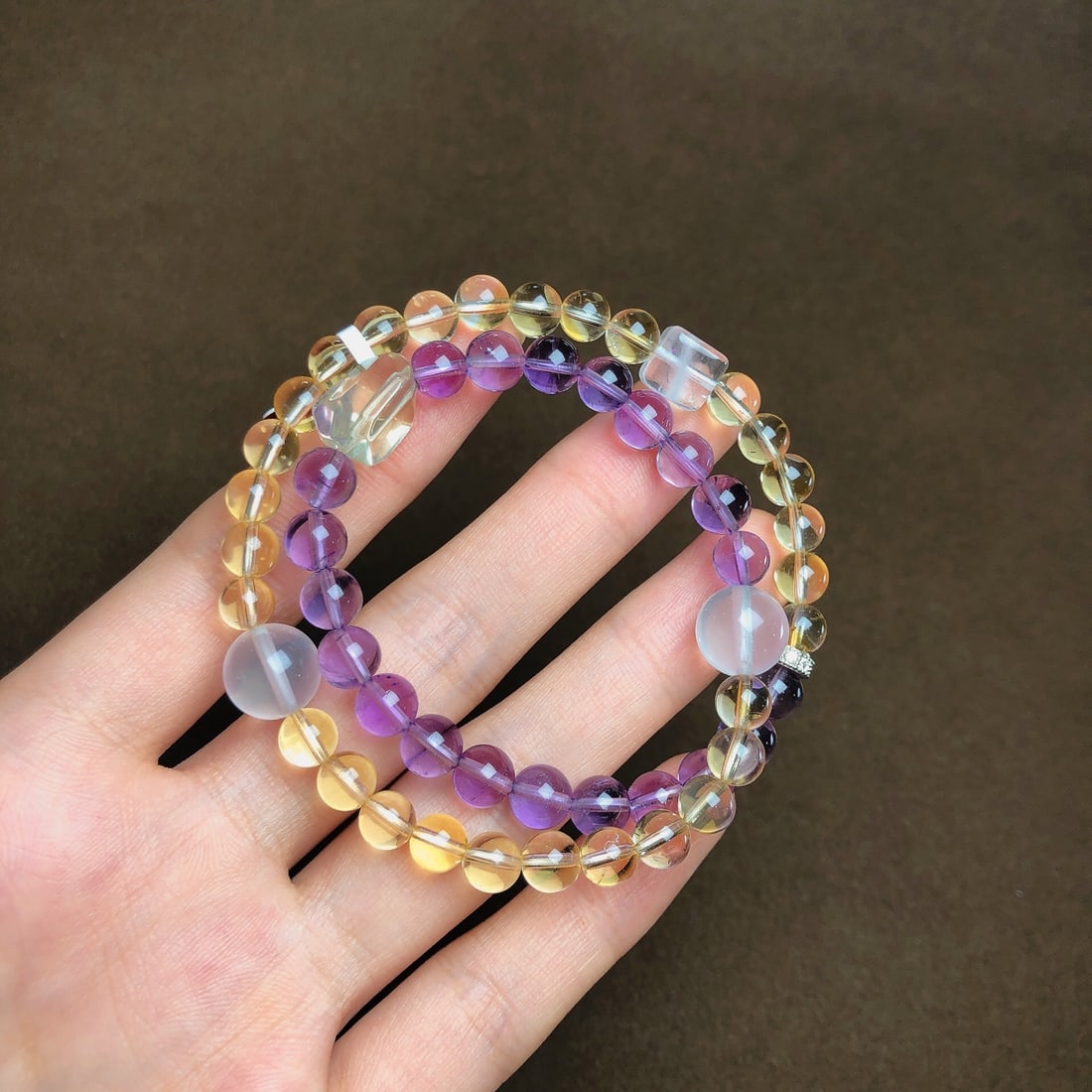 An Exquisite Crystal Bracelets: An Exquisite Crystal Bracelet,Size:0.3in,0.4in,Weight:27.7g 水晶手串