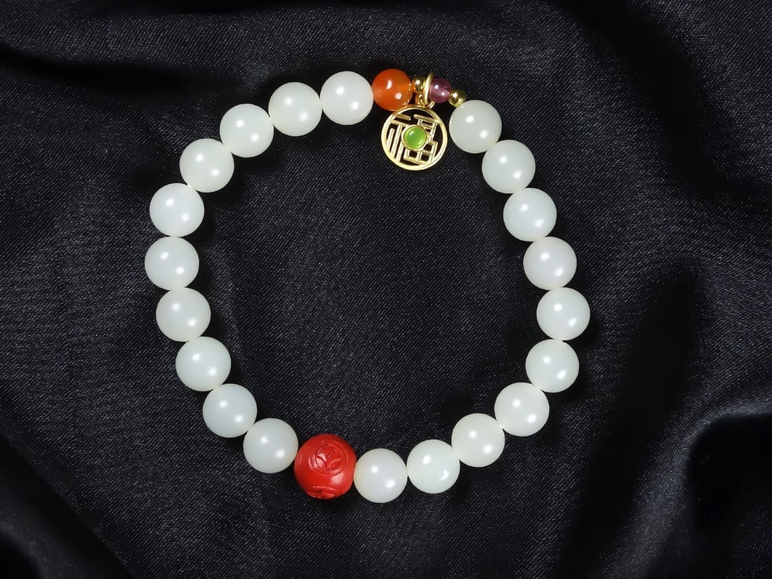 An Exquisite White Jade Bracelets - 4