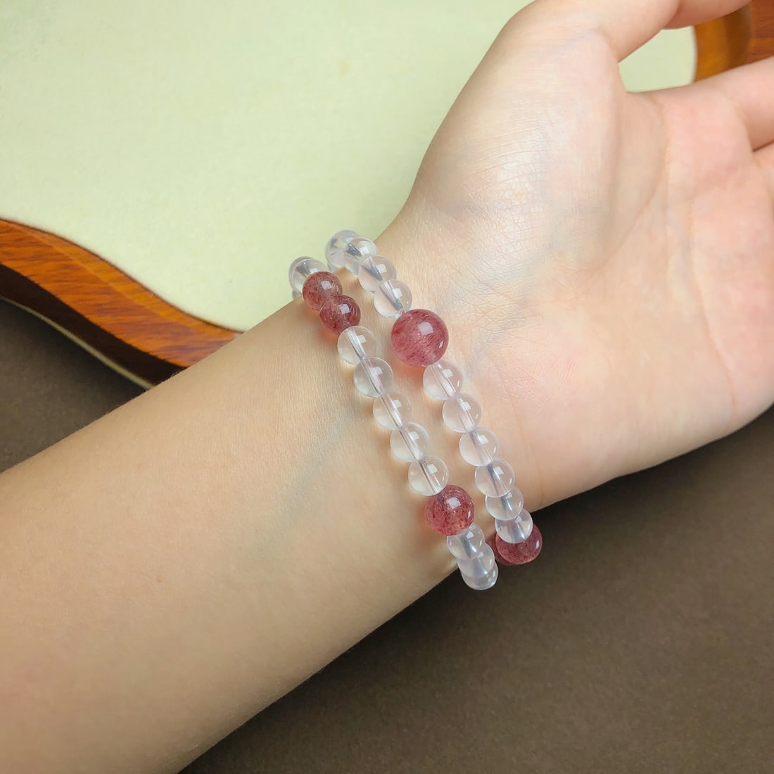 An Exquisite Crystal Bracelets - 5