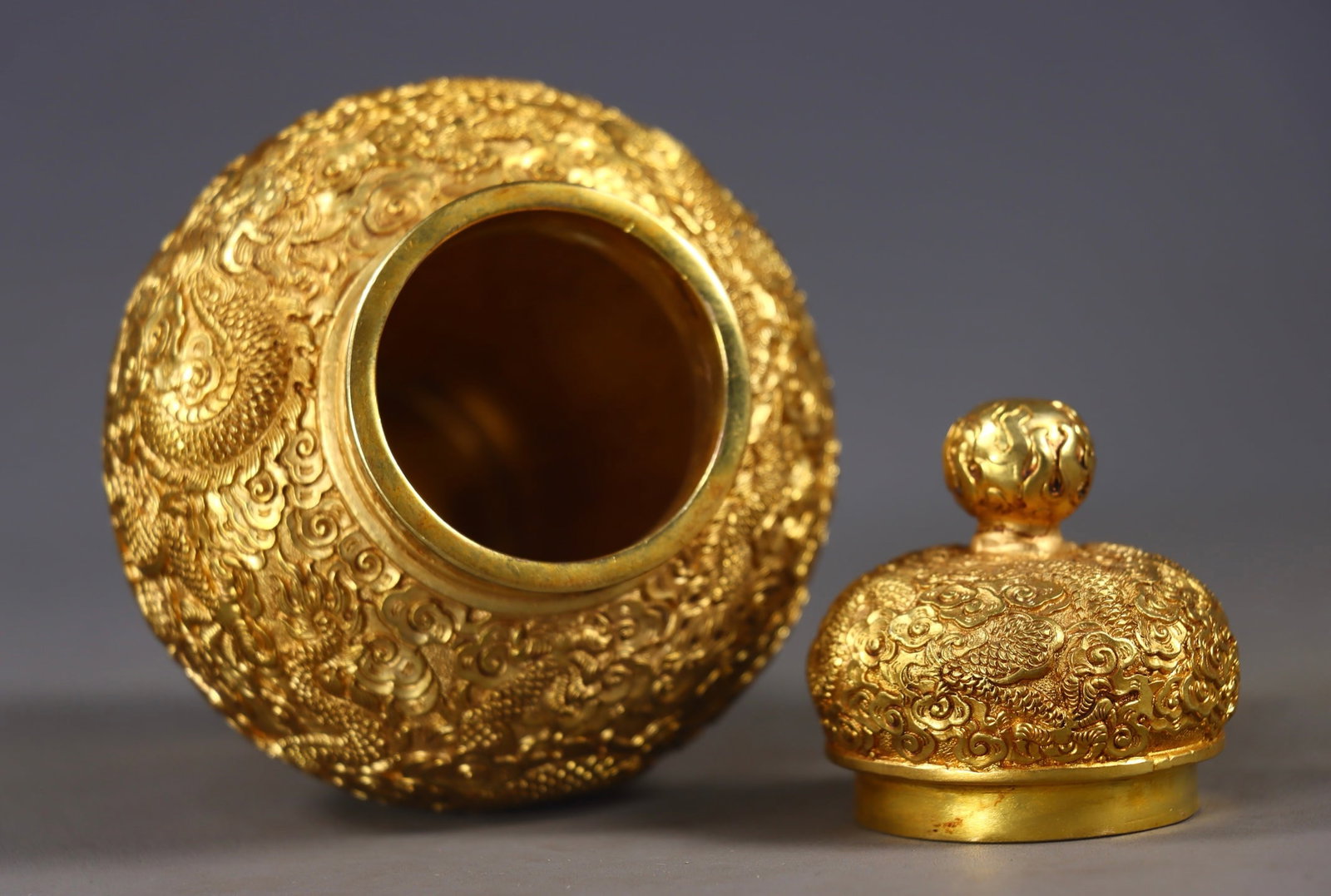 A Exquisite Gilt Bronze Dragon Pattern Jar - 7