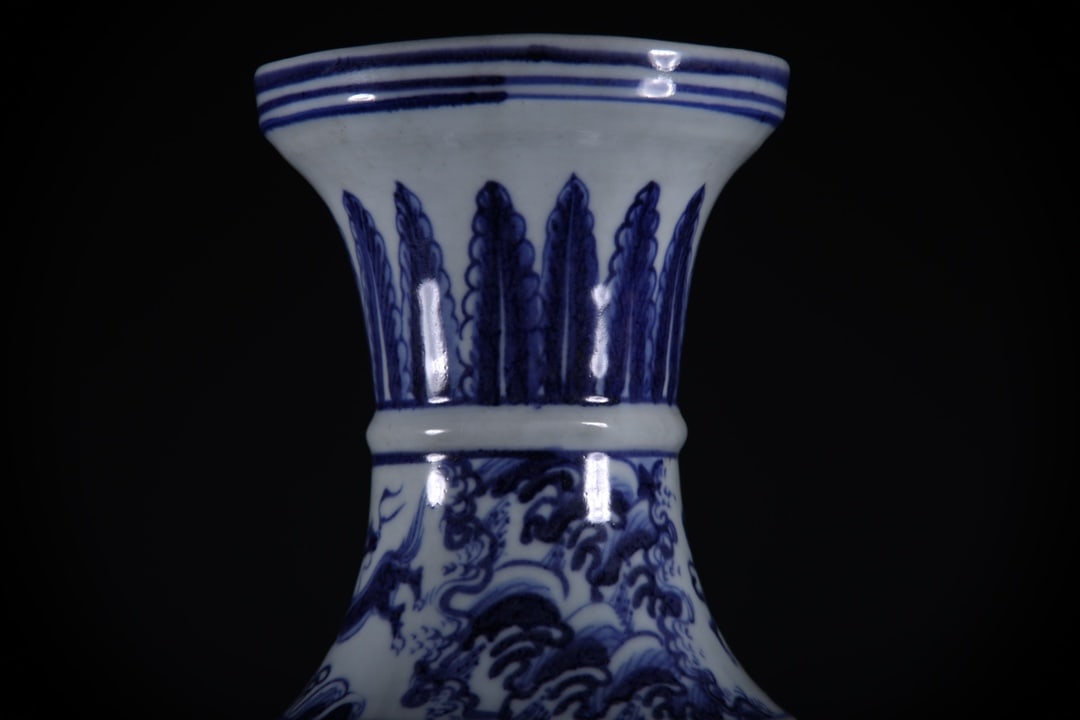 Blue and White Figures Pattern Vase - 2