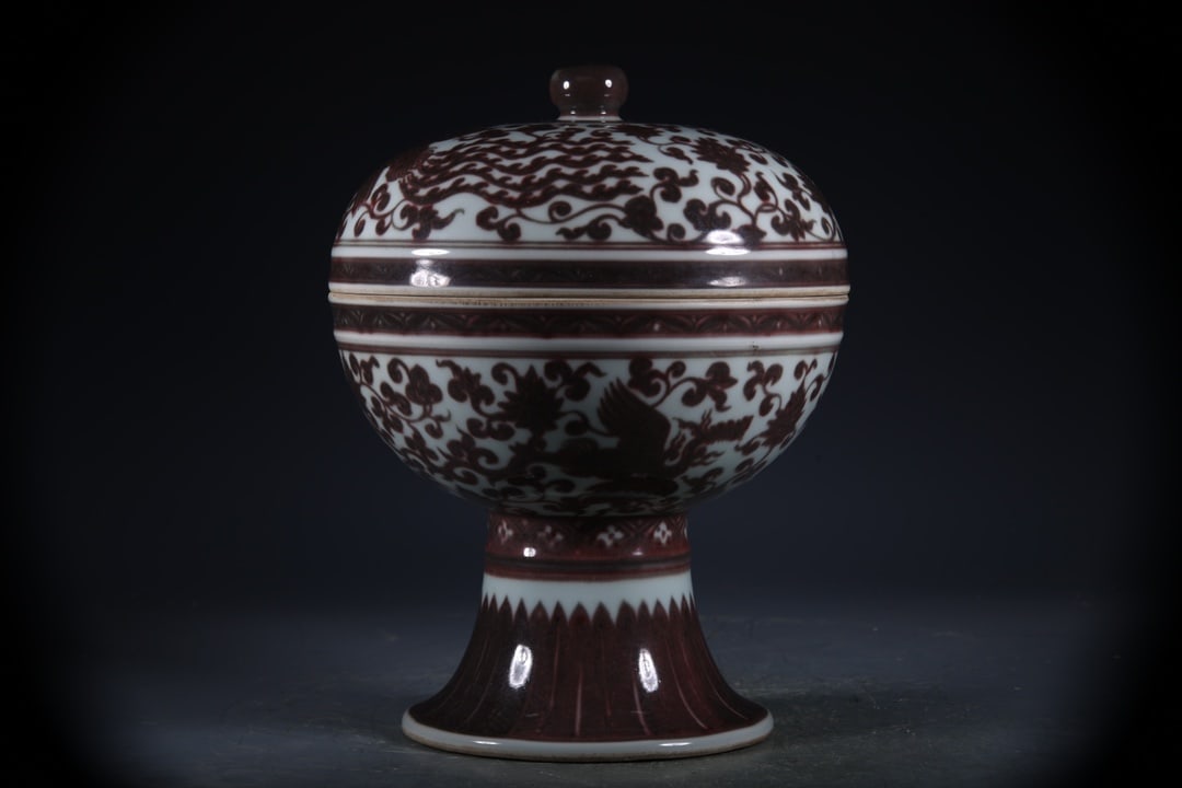 Underglaze-Red Phoenix Pattern Jar (1 of 9)