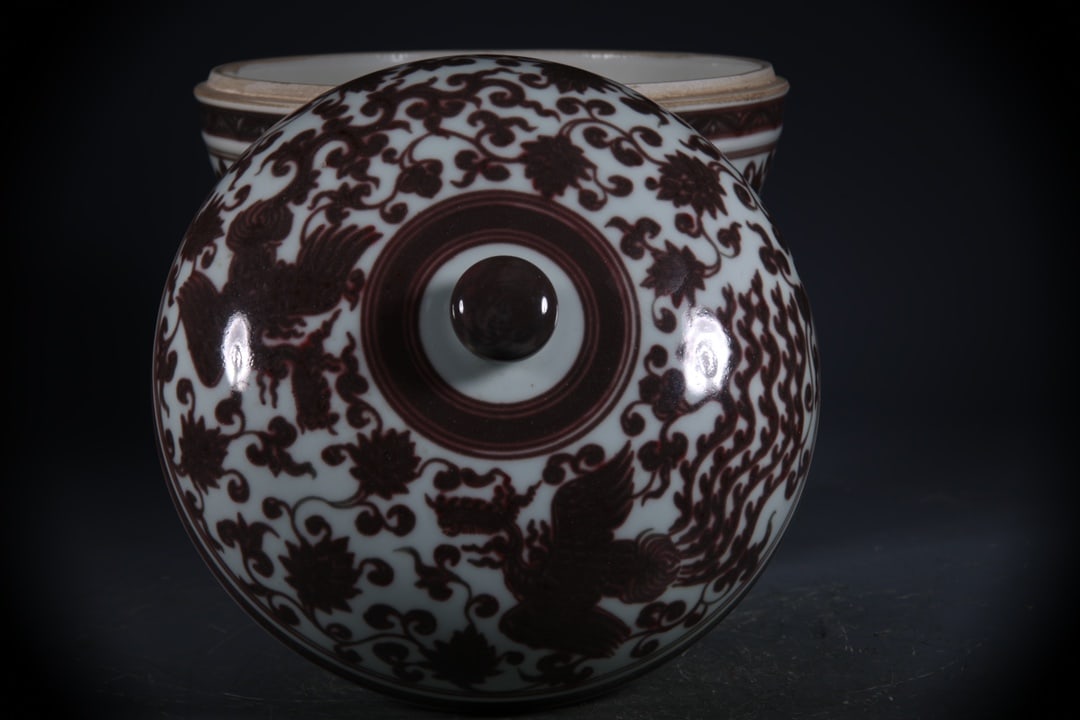 Underglaze-Red Phoenix Pattern Jar - 8