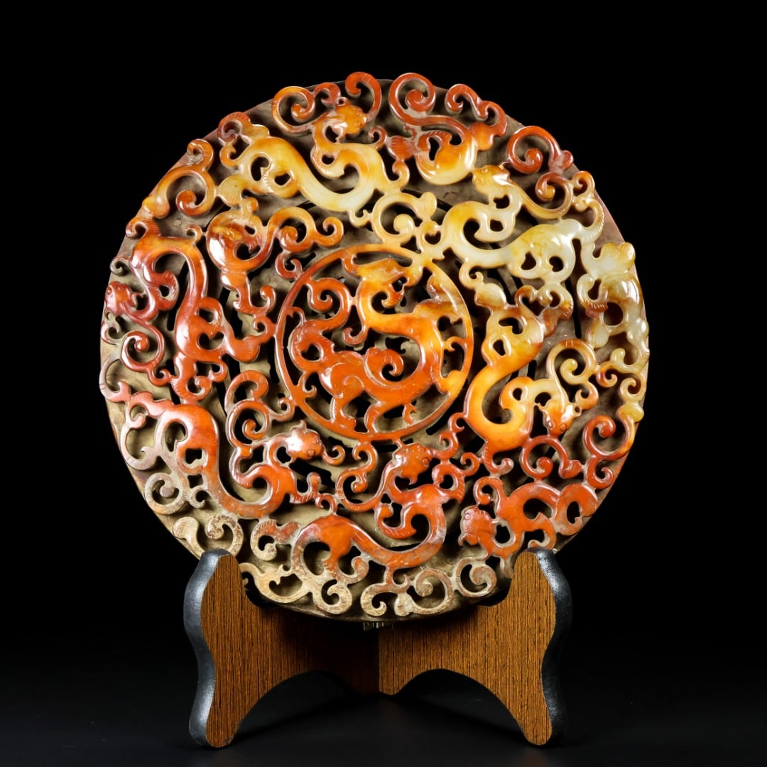 A Exquisite Hotan Jade Dragon Jade Bi: A Exquisite Hotan Jade Dragon Jade Bi,Han Dynasty, China,Size:8.3inx0.7in,Weight:920.5g 和田玉龙玉璧,中国汉代