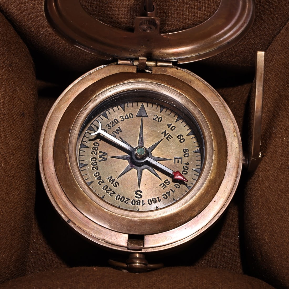 A Exquisite Bronze Compass - 2